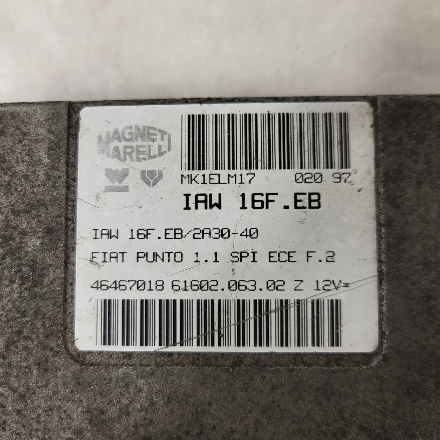 Fiat Punto 1.1 ECU / 46467018 / IAW 16F.EB / 61602.063.02 / MAGNETI MARELLI