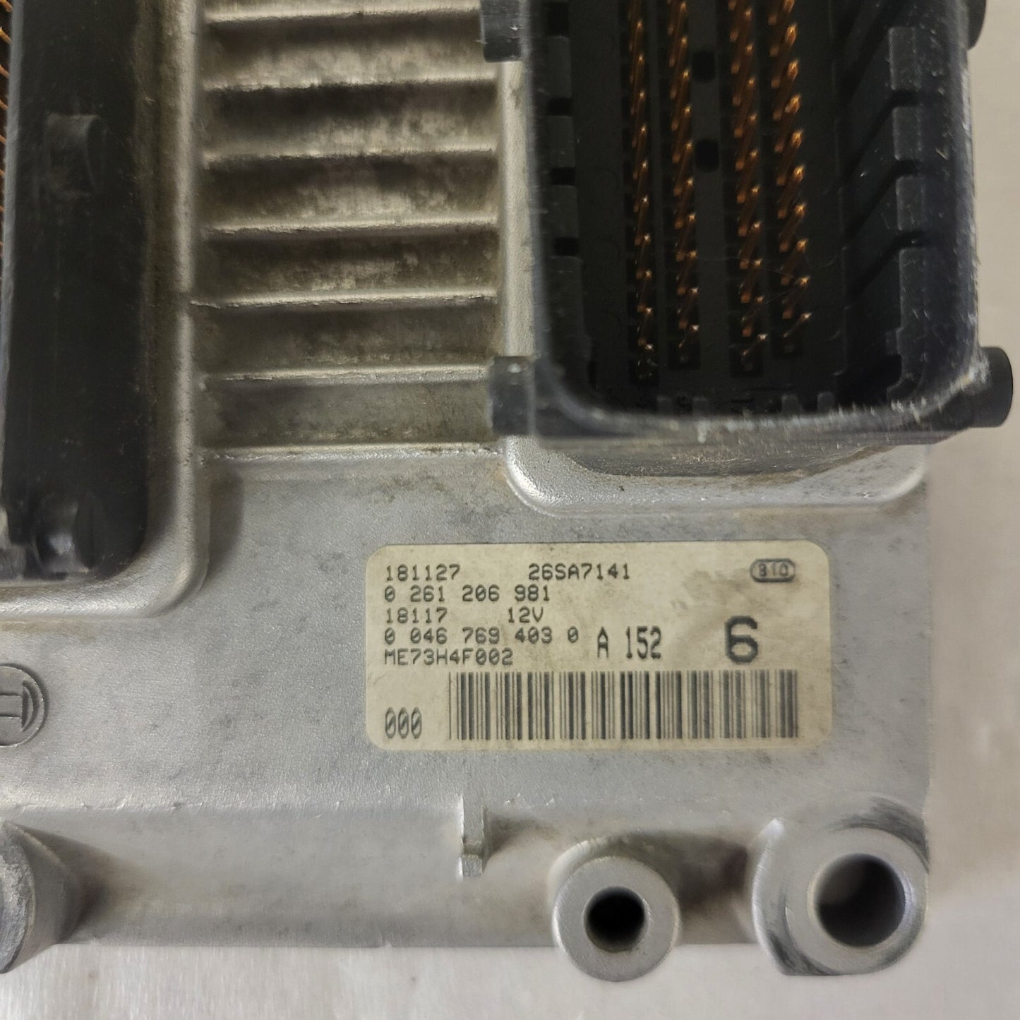 FIAT PUNTO 1.2 ECU / 0261206981 / 00467694030 / BOSCH