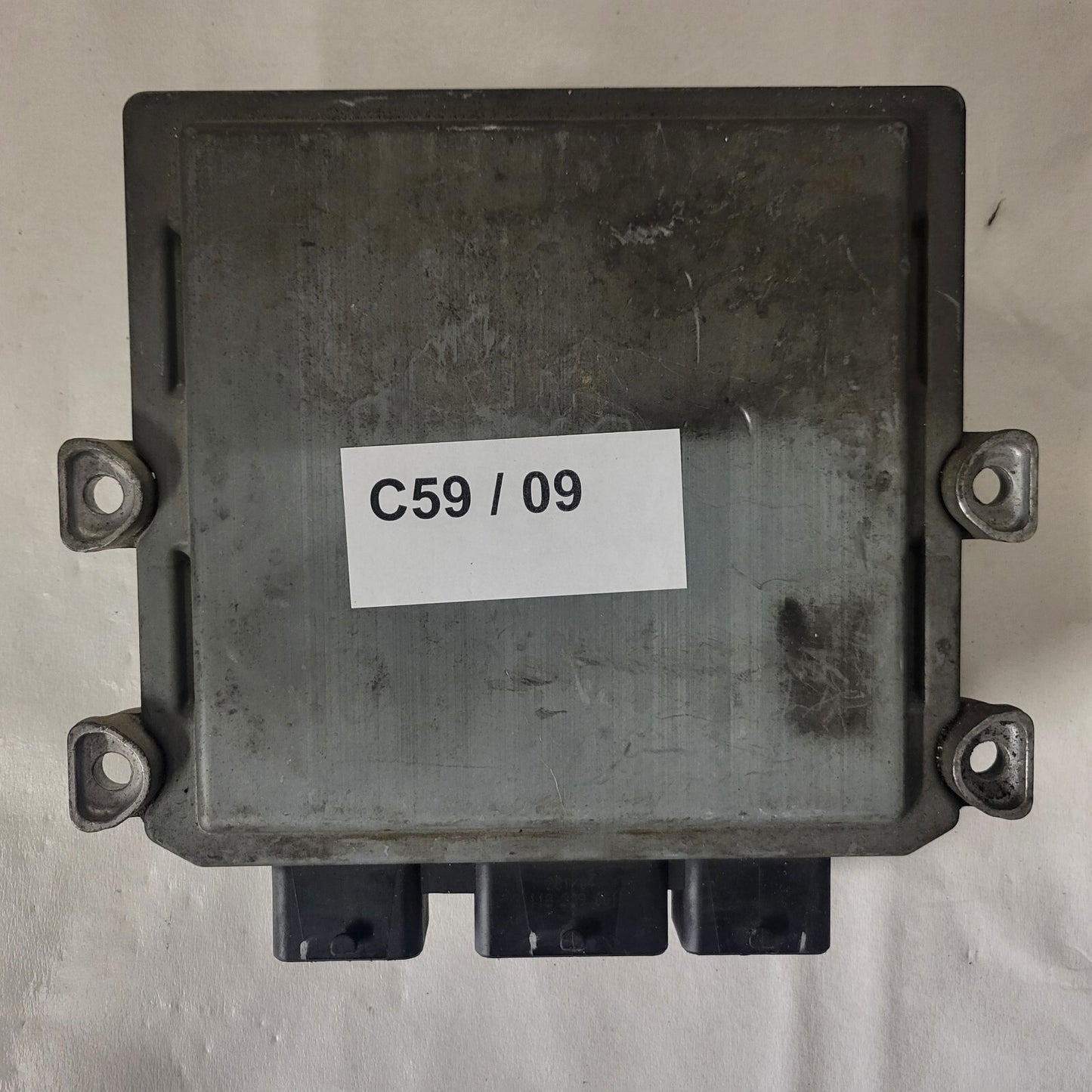 FORD FIESTA ECU / 3S61-12A650-LC / 5WS40140E-T / 5AYC / SID804 / J38A SIEMENS