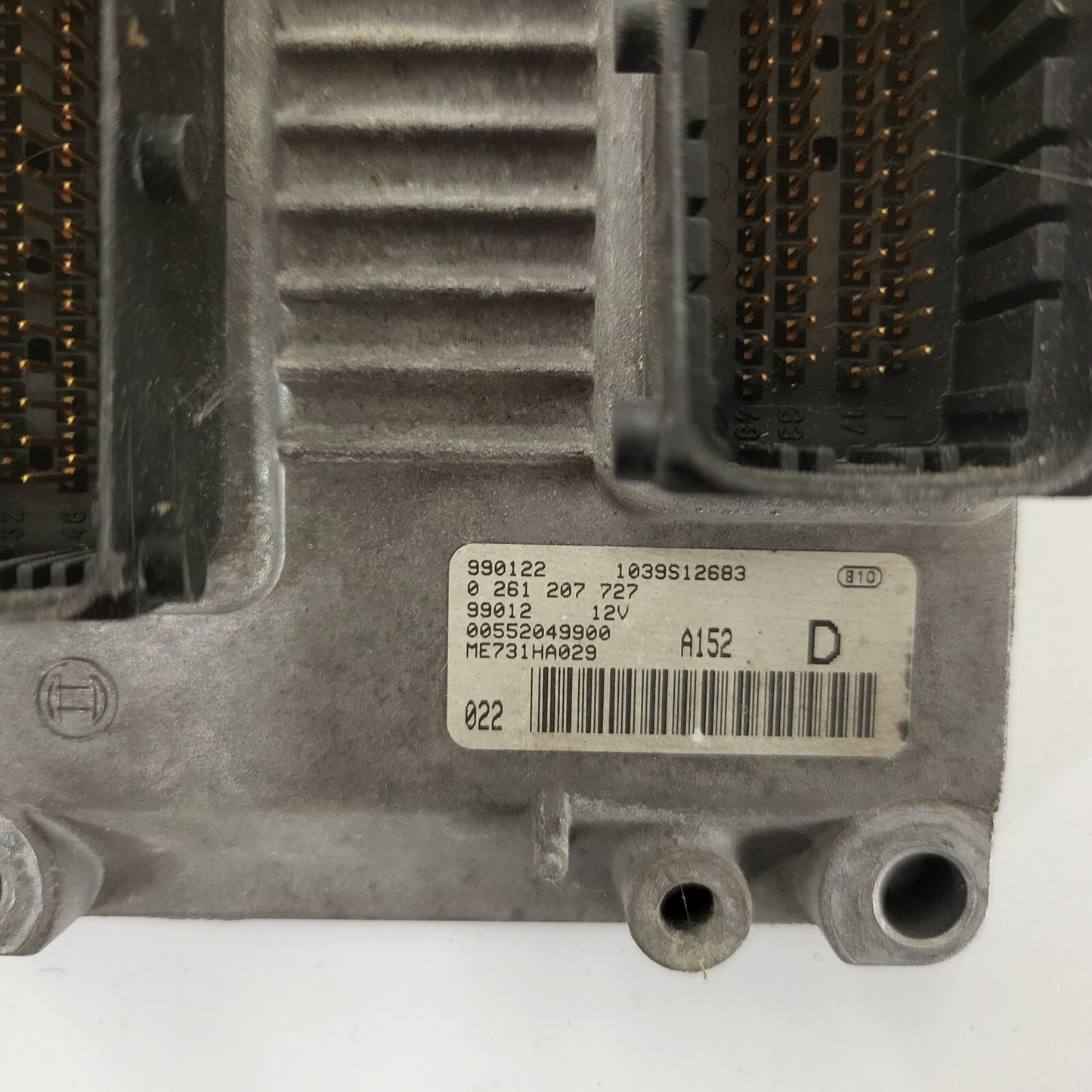 ALFA ROMEO 147 ECU / 0261207727 / 00552049900 / ME731HA029 / BOSCH