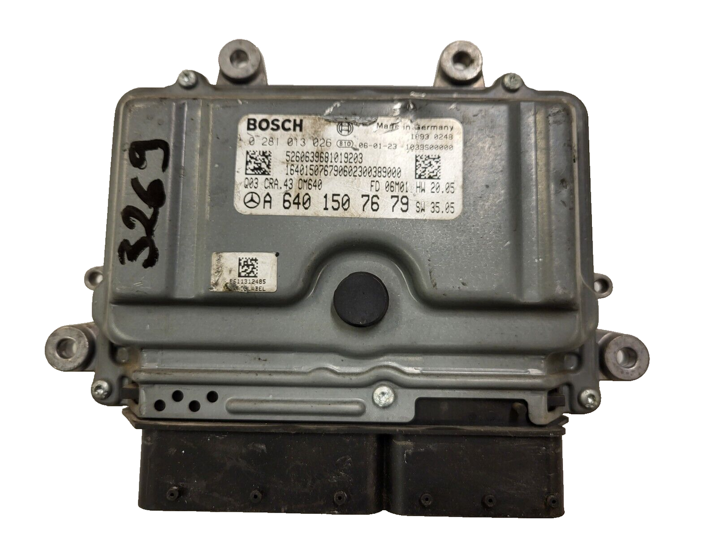 MERCEDES BENZ ECU / A6401507679 / 0281013026 / BOSCH