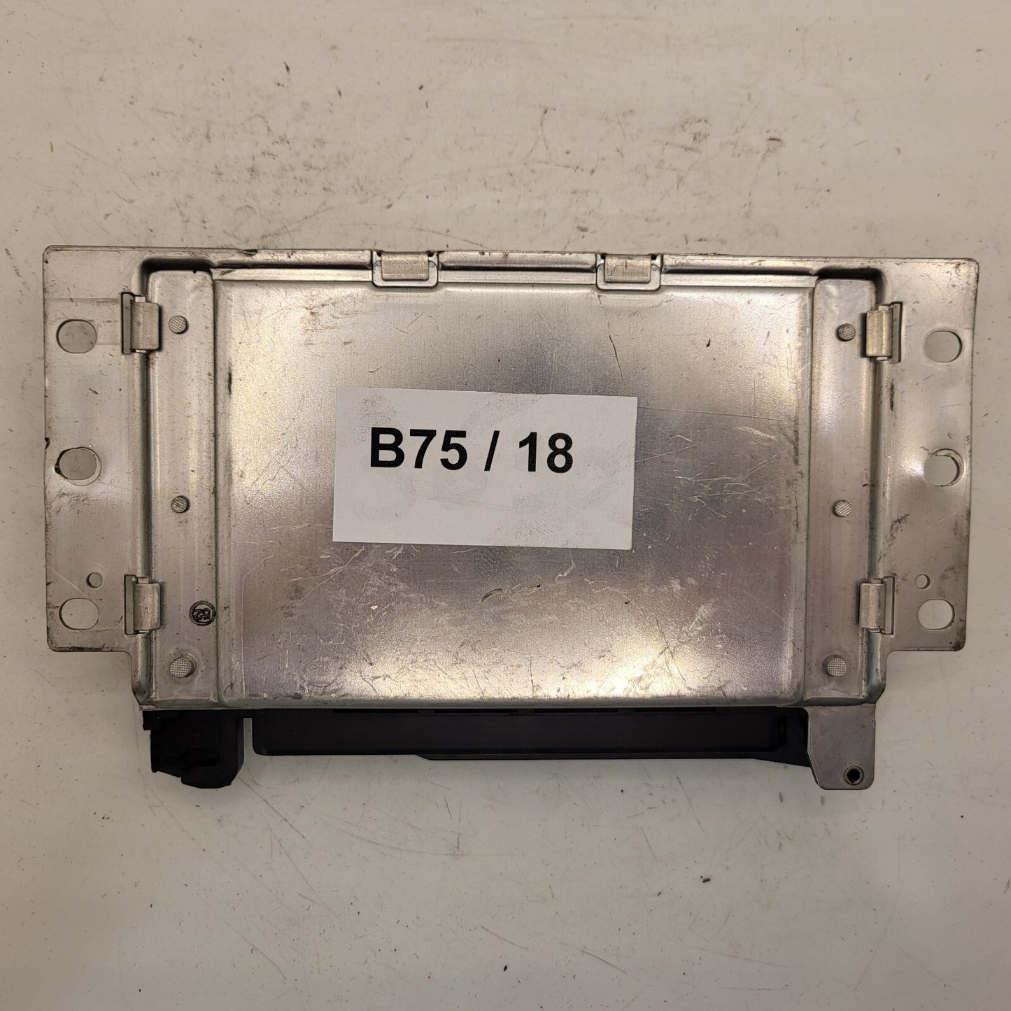 Audi VW ECU / 8D0907389D / 0265109463 / D46 / BOSCH