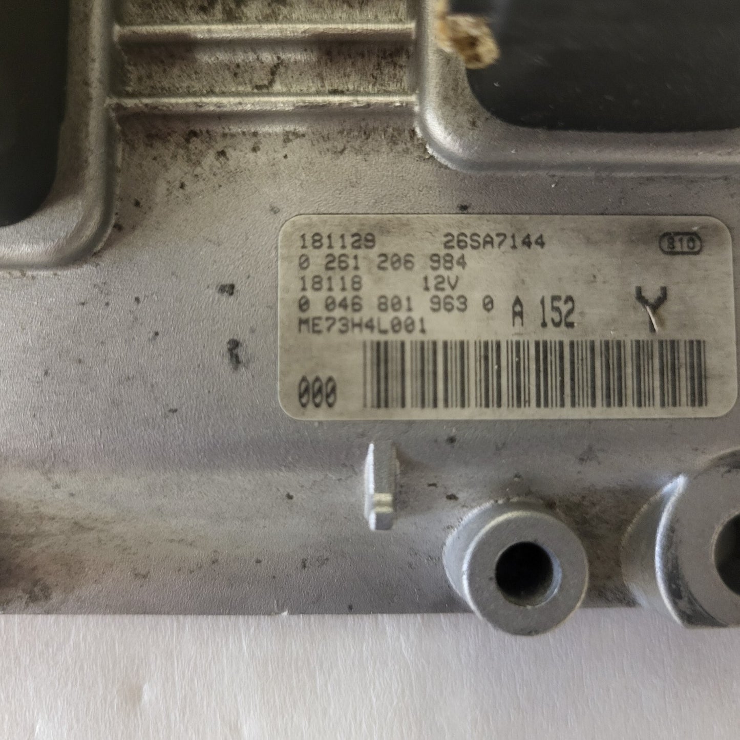 LANCIA YPSILON Y ECU / 0261206984 / 00468019630 / ME73H4L001 / BOSCH