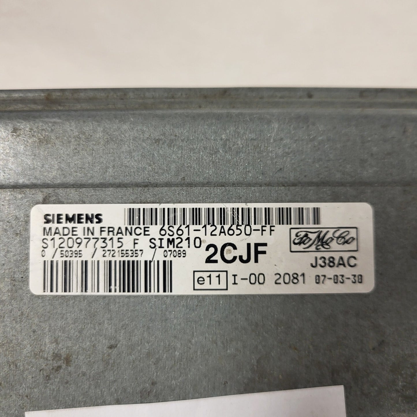 FORD FIESTA ECU / 6S61-12A650-FF / S120977315F / 2CJF / SIM210 /