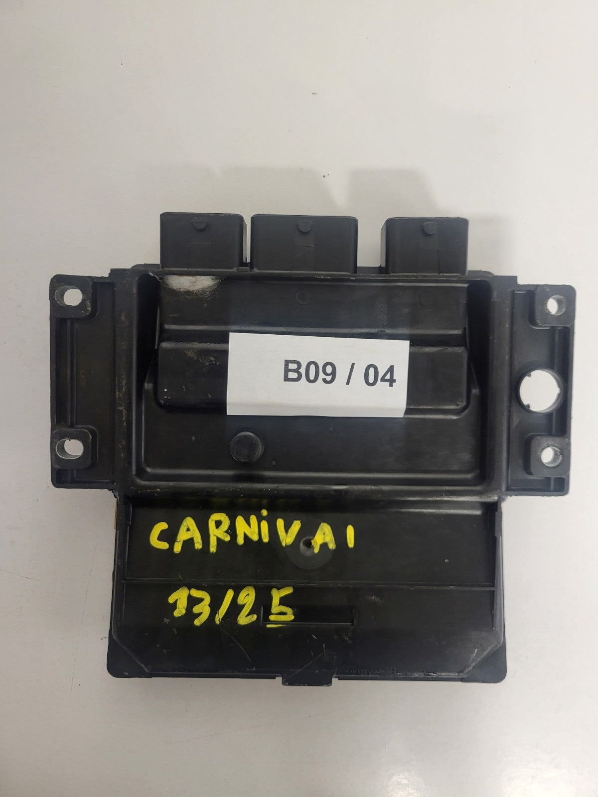 KIA CARNIVAL ECU / 39102-4x520 / CR-U / R0410C045D / DELPHI