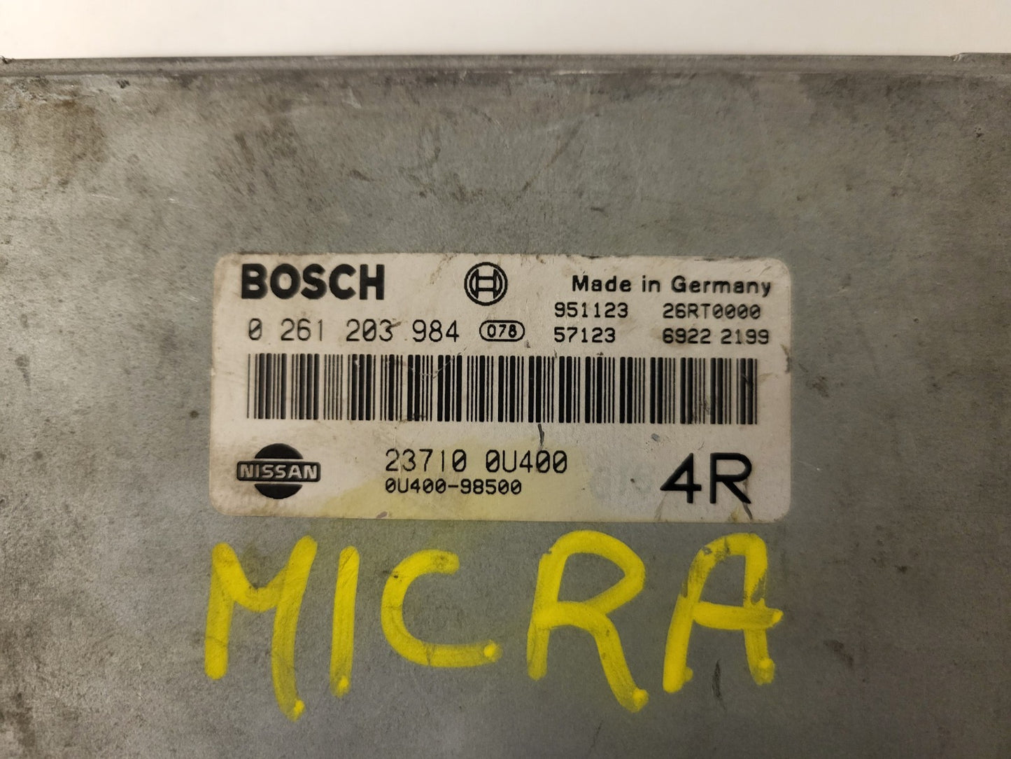 NISSAN MICRA ECU / 0261203984 / 23710 0U400 / 74B00-0U400 / 4R / BOSCH
