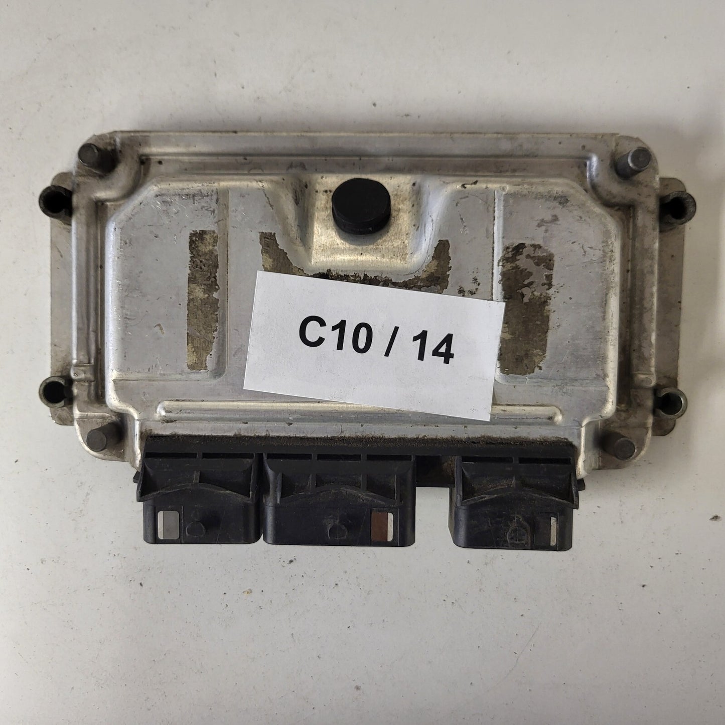 Peugeot 206 ECU / 0261208101 / 9648482980 / ME7.4.4 / BOSCH