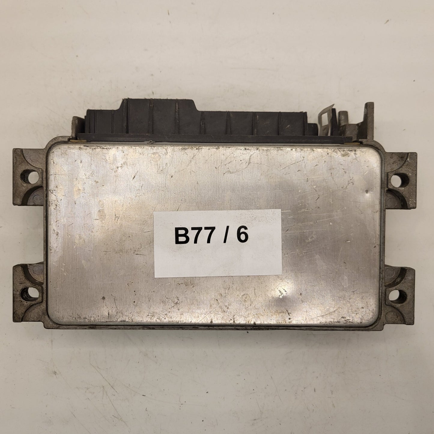 Fiat Punto 1.1 ECU / 46467018 / IAW16F.EB / 61602.063.02 / MAGNETI MARELLI