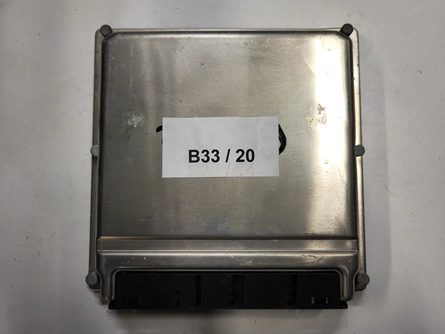 MERCEDES BENZ W210 ECU / A6121534079 / 0281010855 / CR2.14 / 2.7 / BOSCH