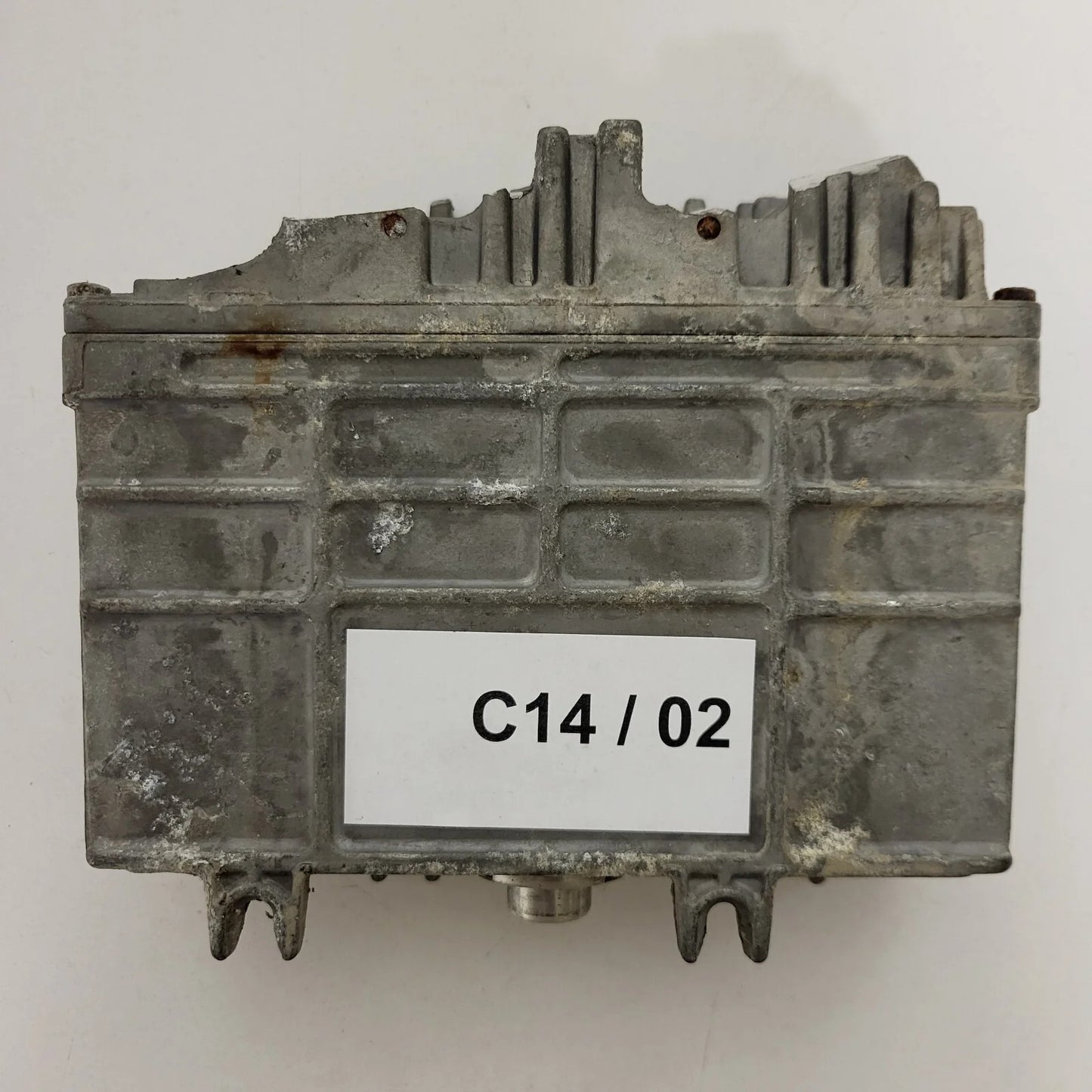 VW POLO AROSA ECU / 030906027E / 0261203932 / BOSCH