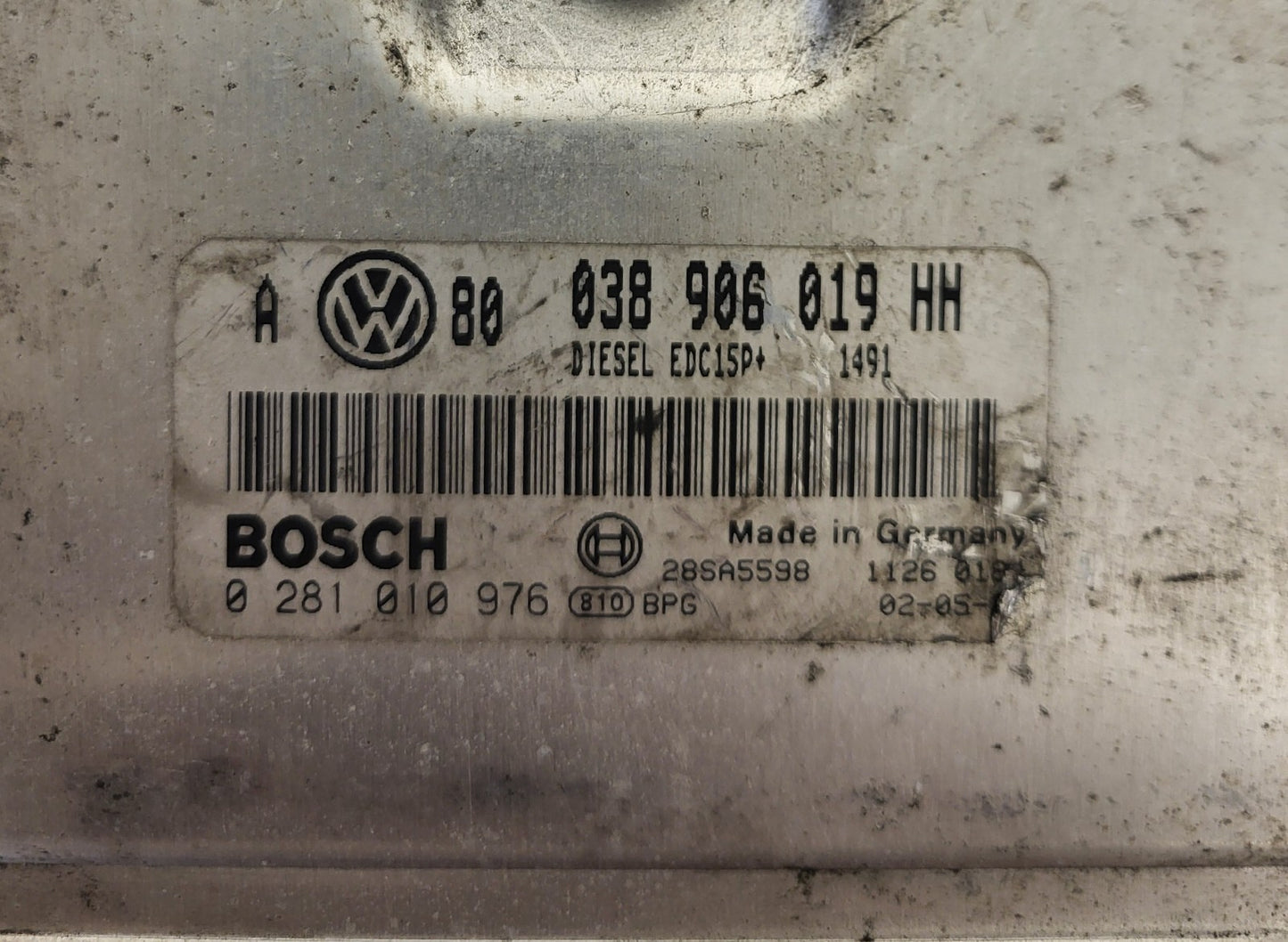 VW GOLF ECU / 038906019HH / 0281010976 / EDC15P+ / BOSCH