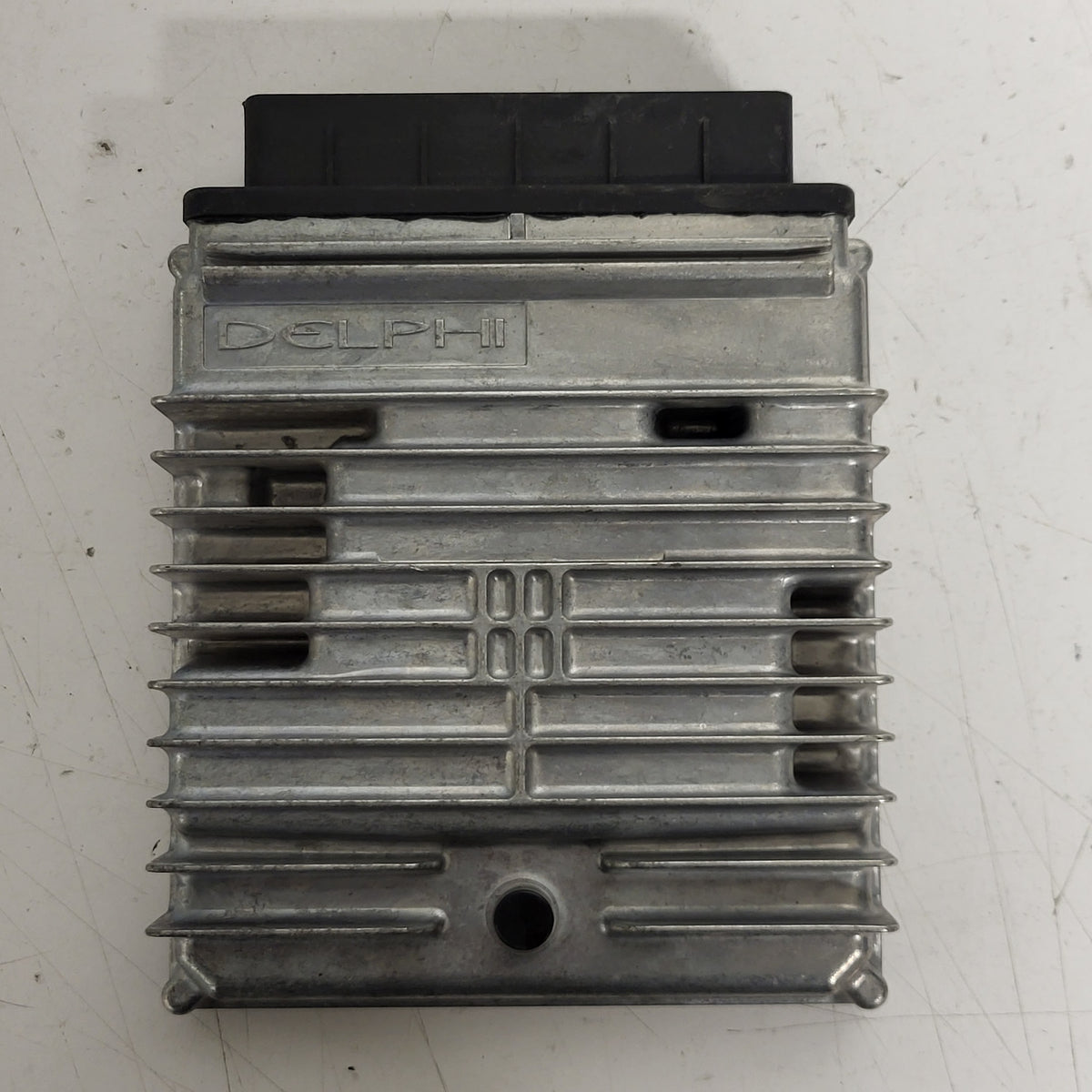 Ford Focus ECU / 2M5A-12A650-PD / DUKX / R0411C004E / 12220510 / 2M5A12A650PD - B04-10 - 3