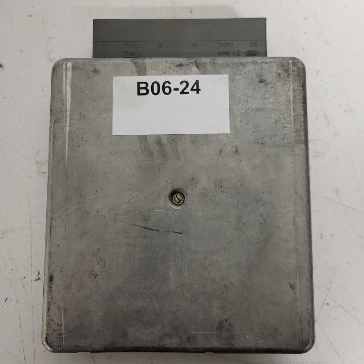 FORD FOCUS ECU / 1S4F-12A650-AC / CLUE / DPC-638 / PCM / VISTEON - B06-24 - 3