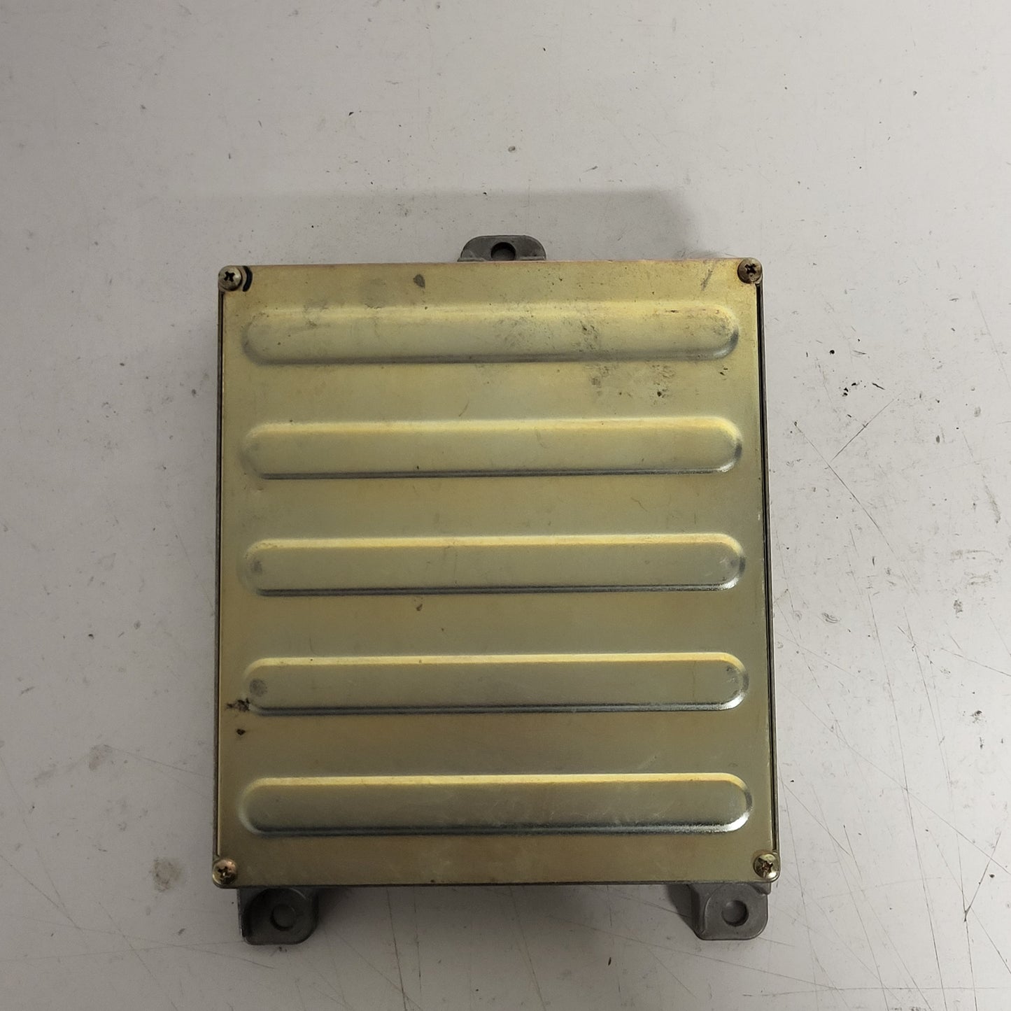HONDA ROVER ECU / 37820-P45-G21 / 067981-5Y02 / OKI