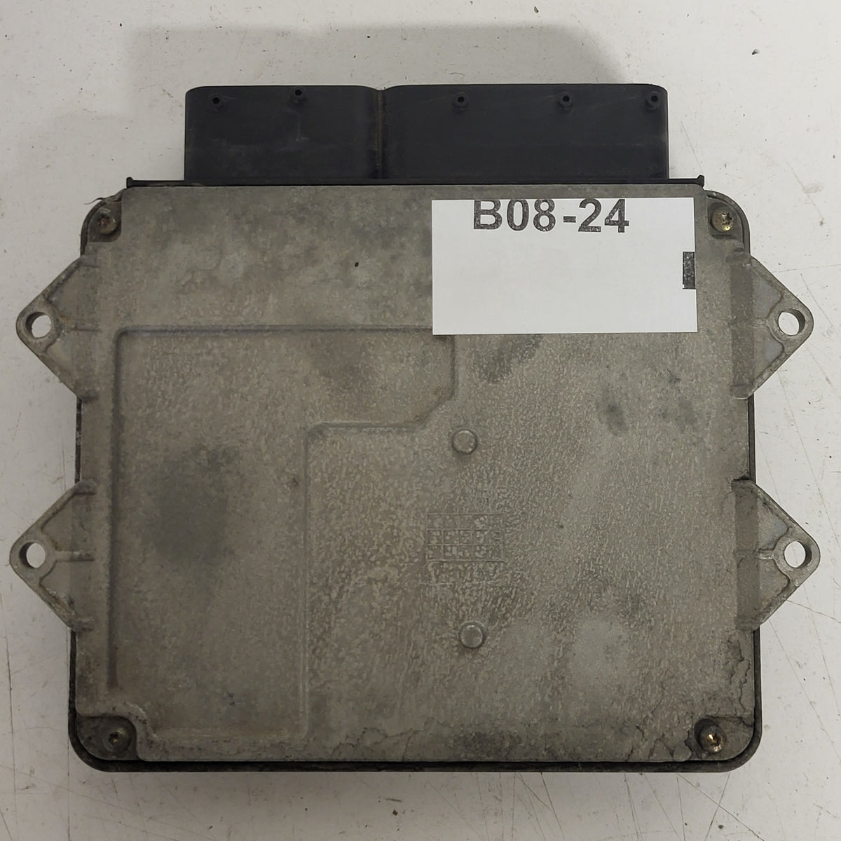 VW POLO ECU / 03E906033L / 5WP40194 05 / SIMOS 3PE / SIEMENS - B08-24 - 3