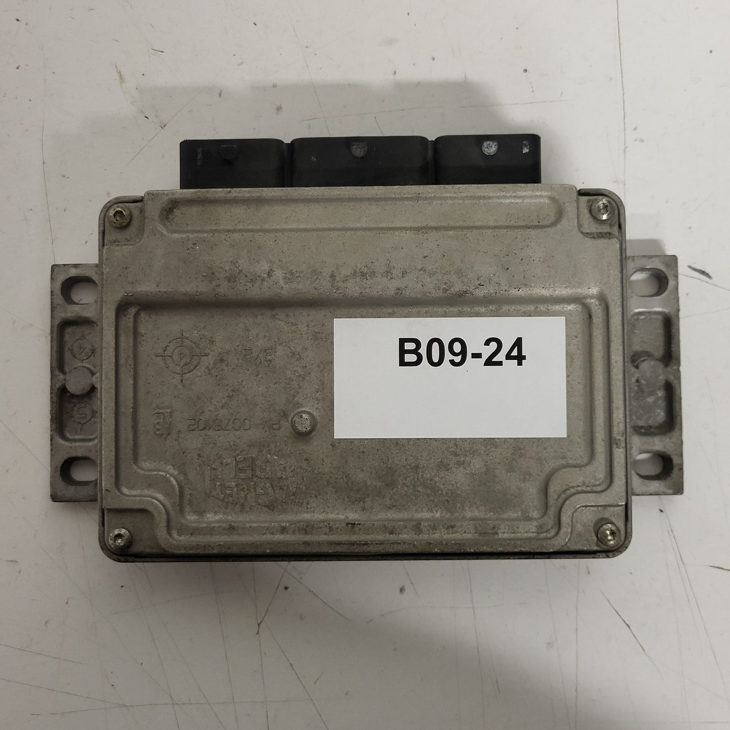 PEUGEOT CITROEN ECU / IAW 6LP2.03 / 9657429680 / 9647498180 / MAGNETI MARELLI