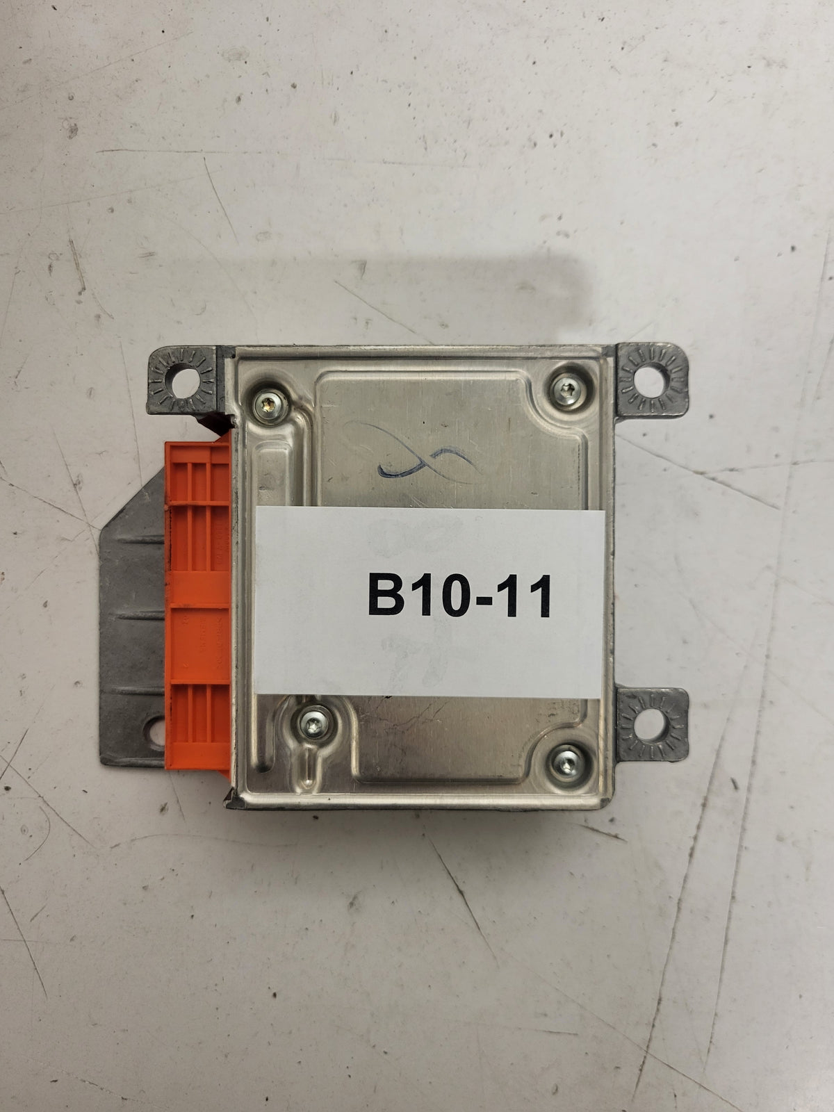 ROVER 75 ECU MODULE / YWC107090 / YWC 107090 / C2.5 - B10-11 - 3
