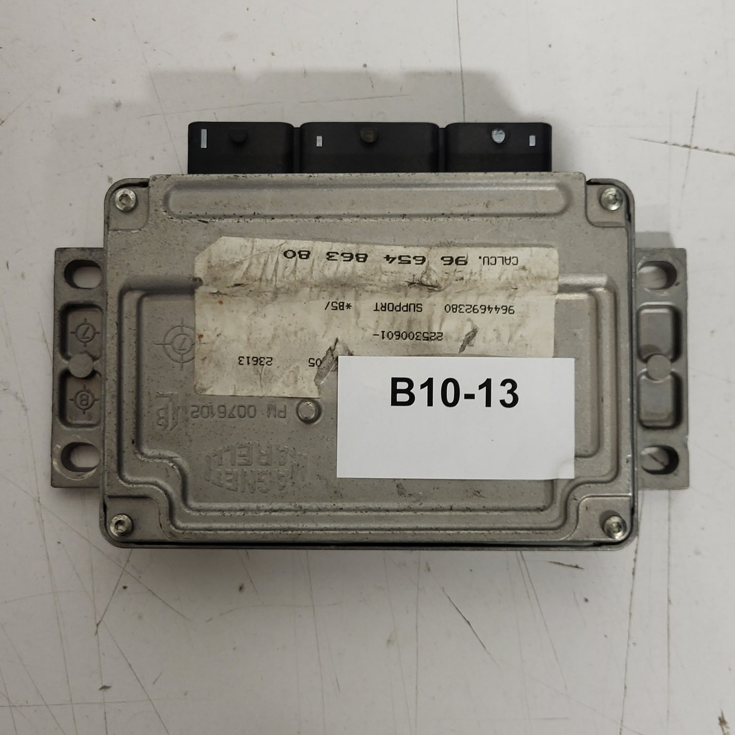 PEUGEOT CITROEN ECU / IAW 6LP2.05 / 9665486380 / 9664339980 / MAGNETI MARELLI