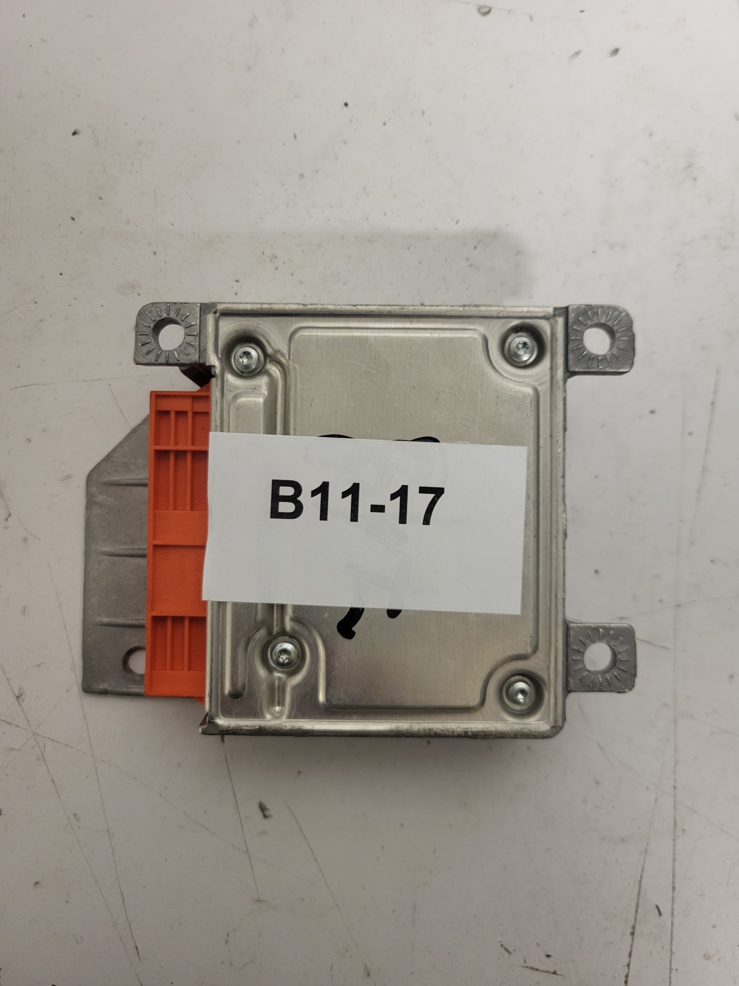 ROVER 75 ECU MODULE / YWC106790 / YWC 106790 / C2.4 - B11-17 - 3