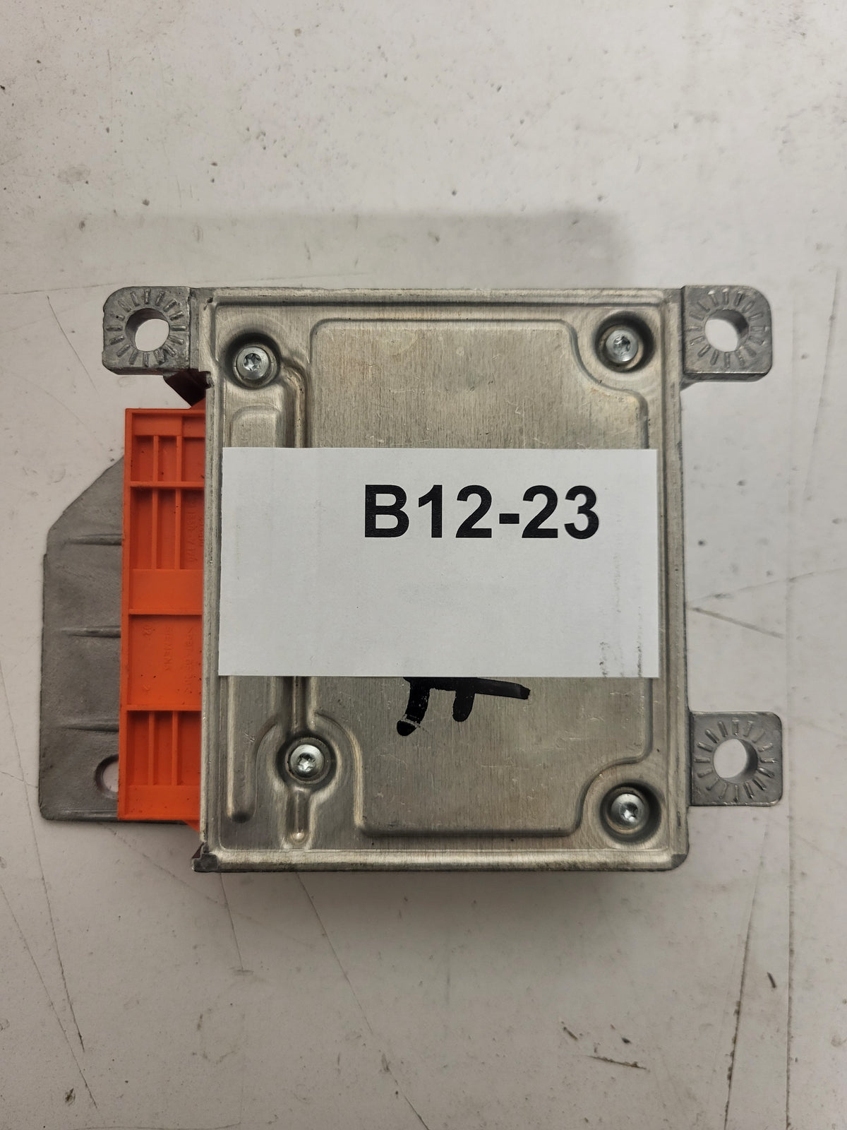 ROVER 75 ECU MODULE / YWC106790 / YWC 106790 / C2.4 - B12-23 - 3