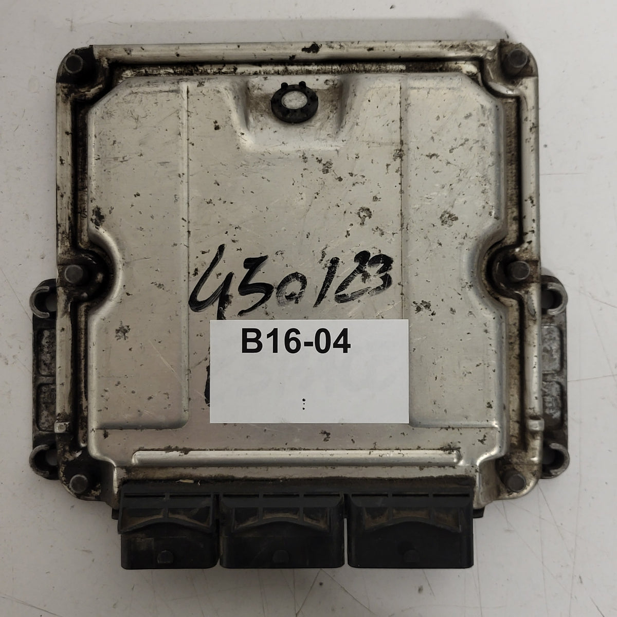 CHRYSLER VOYAGER ECU / 0281012121 / P05094285AE / TED349537518 / BOSCH - B14-06 - 3
