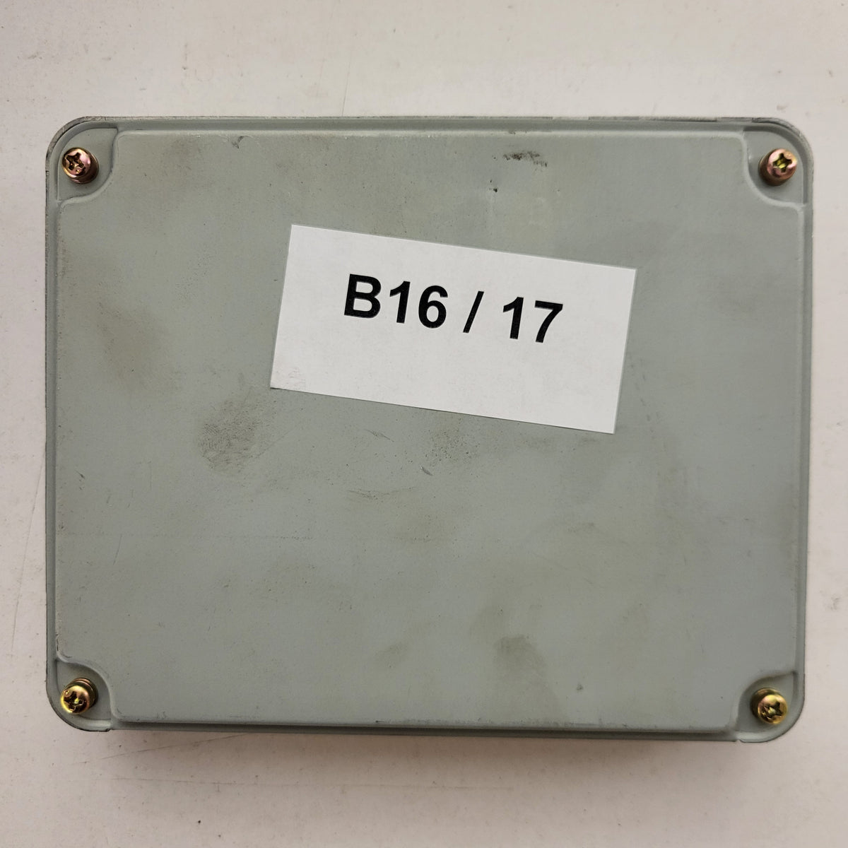 MAZDA PREMACY ECU / 275800-5922 / RF4W / RF4W18881C / DENSO - B16-17 - 3