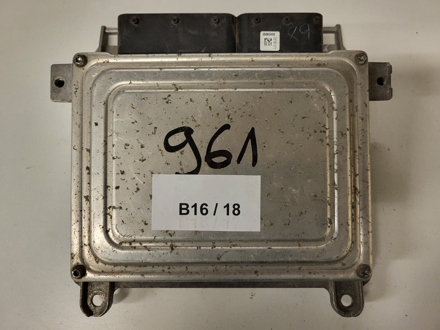 MERCEDES BENZ A B ECU / A2661538979 / A0024463140 / 5WK90958 / SIEMENS