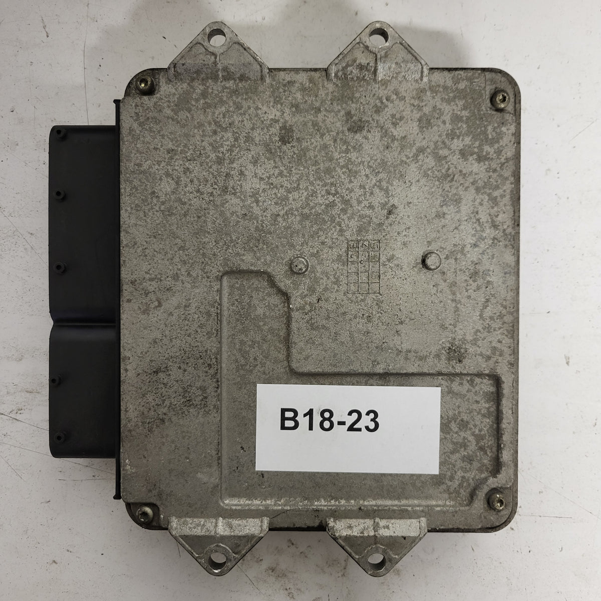 Fiat Punto 1.3 ECU / 55186608 / MJD 6JF.P3 / HW01B / MAGNETI MARELLI - B18-23 - 3