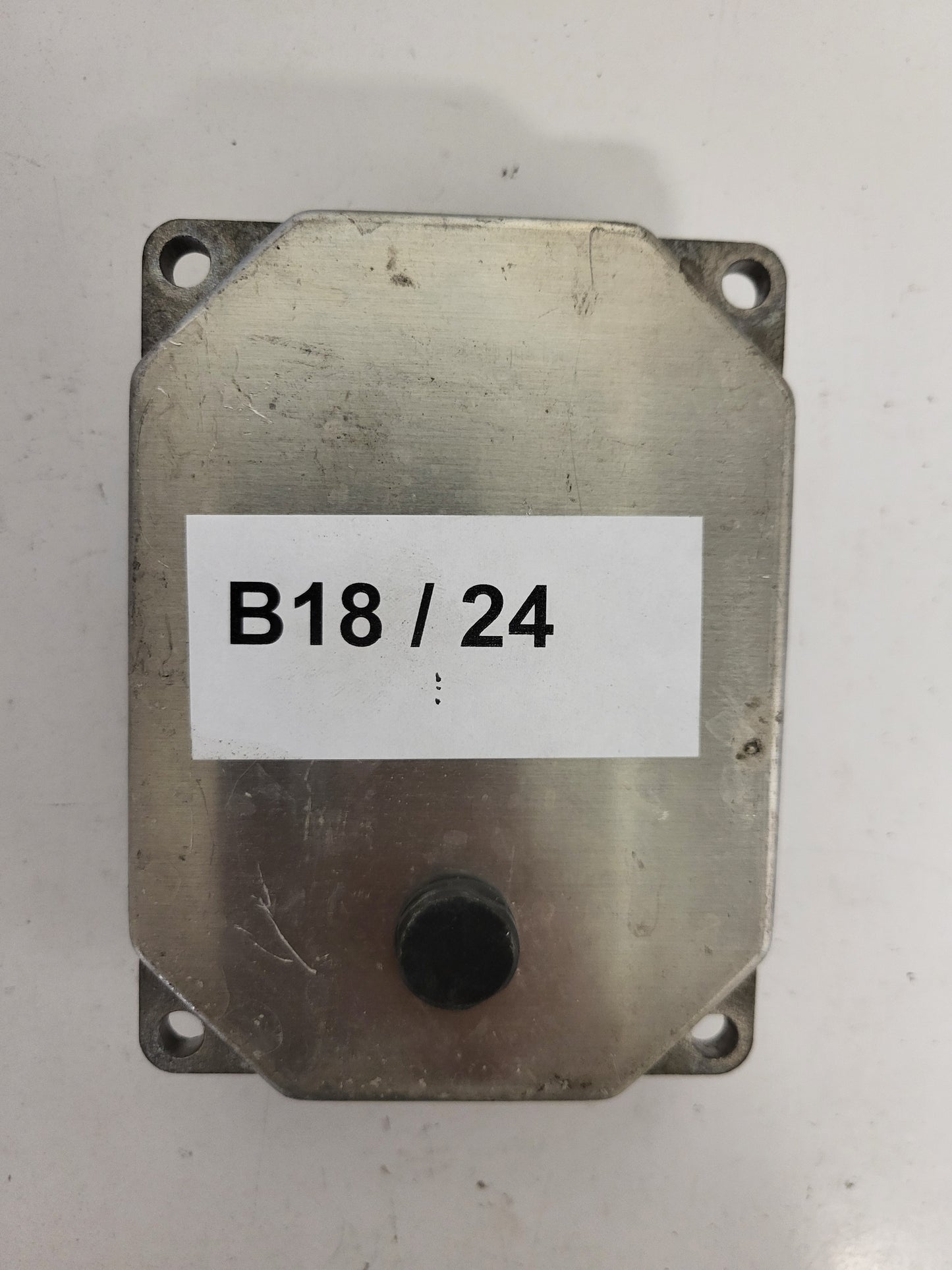 FIAT GRANDE PUNTO ECU / IAW 5SF3.M1 / 51847326 / HW300 / MAGNETI MARELLI