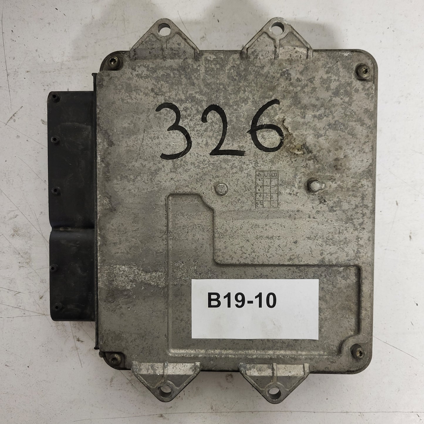 Fiat Punto ECU / MJD 6JF.P3 / 55195817 / HW01B / 71600.004.04 / MAGNETI MARELLI - B19-10 - 3