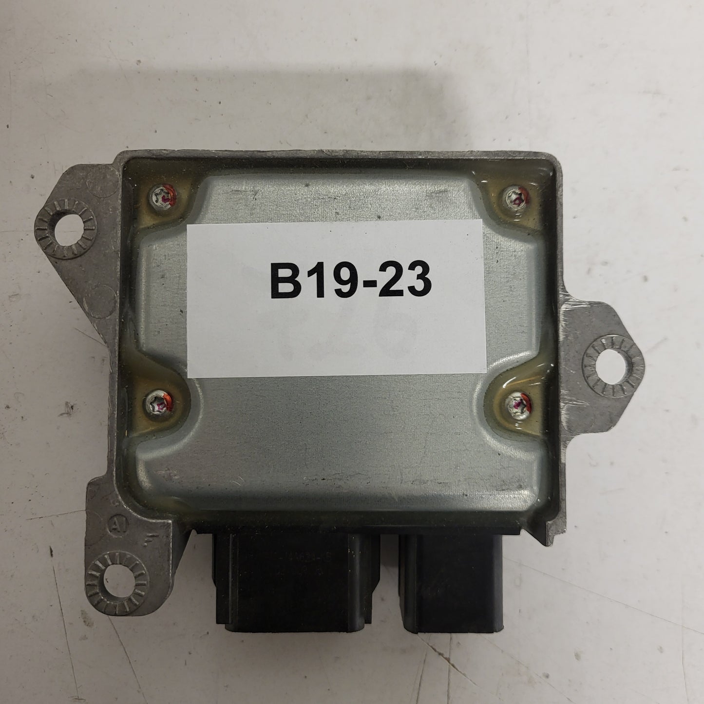 FORD MONDEO MK3 ECU MODULE / 1S7T-14B056-BG / 1S7T14B056BG / CD132 - B19-23 - 3