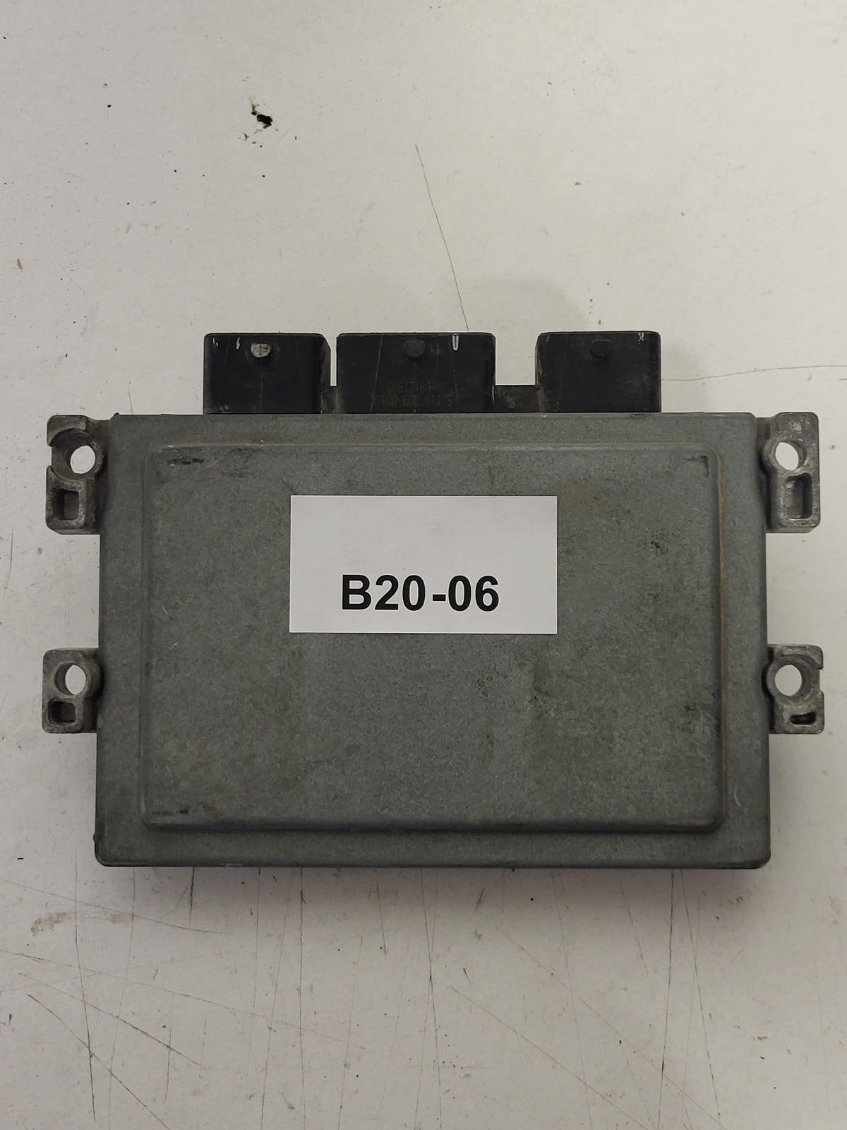 FORD FIESTA ECU / 8V21-12A650-TH / S180047003 H / S180047003H / EMS2102 0TAH - B20-06 - 3