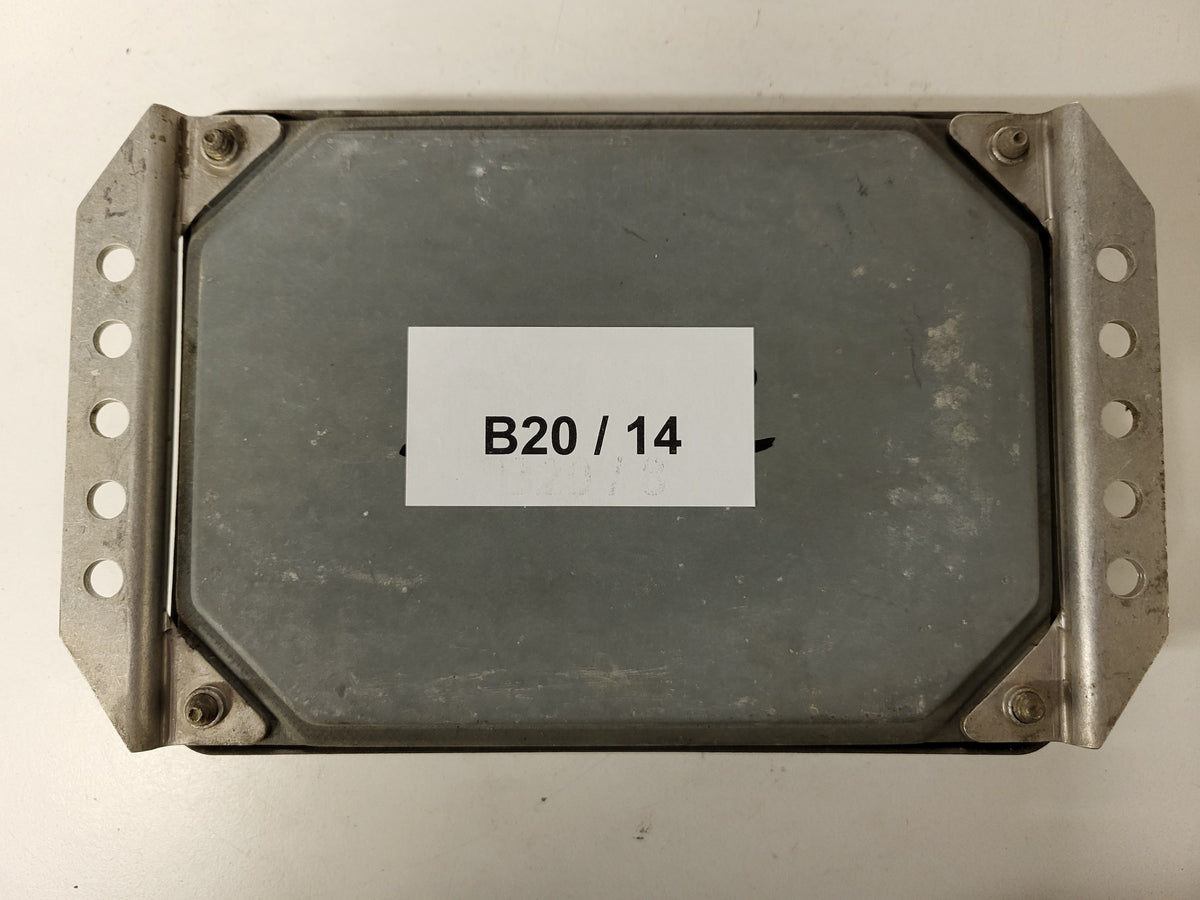 FIAT UNO ECU / 0261204822 / 00465208980 / BOSCH - B20-14 - 3