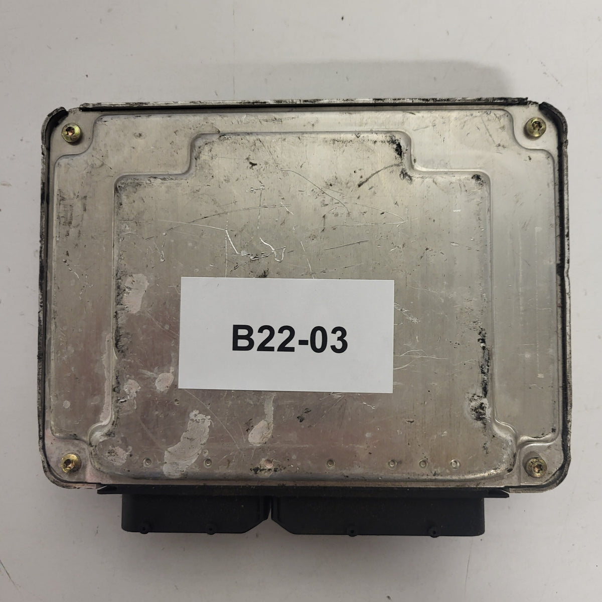 VW SKODA VAG ECU / 038906019CD / 0281010218 / 038906019 / BOSCH - B22-03 - 3
