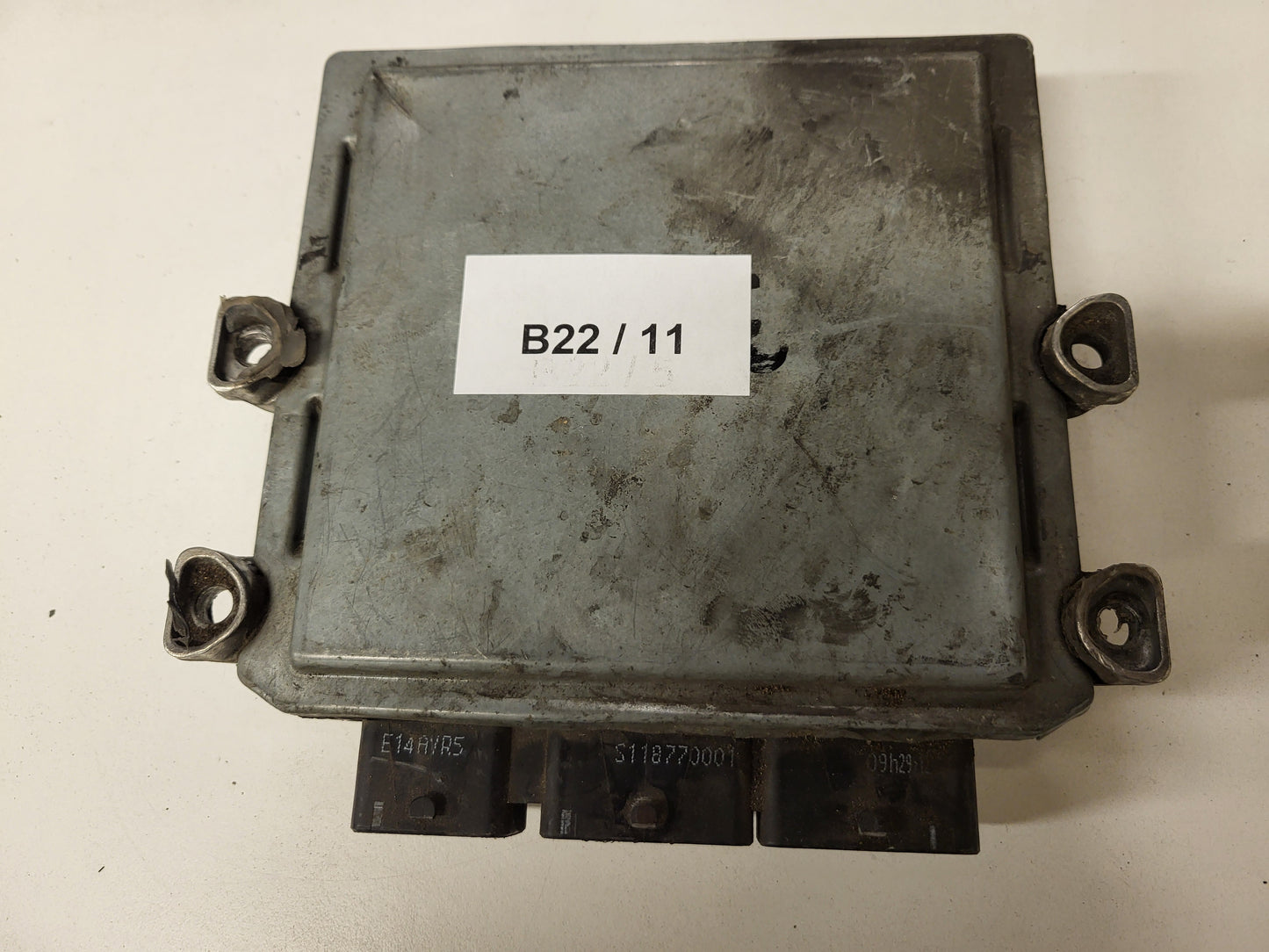 FORD ECU / 4M51-12A650-JH / 5WS40303H-T / 3ANH / J38AC / SIEMENS