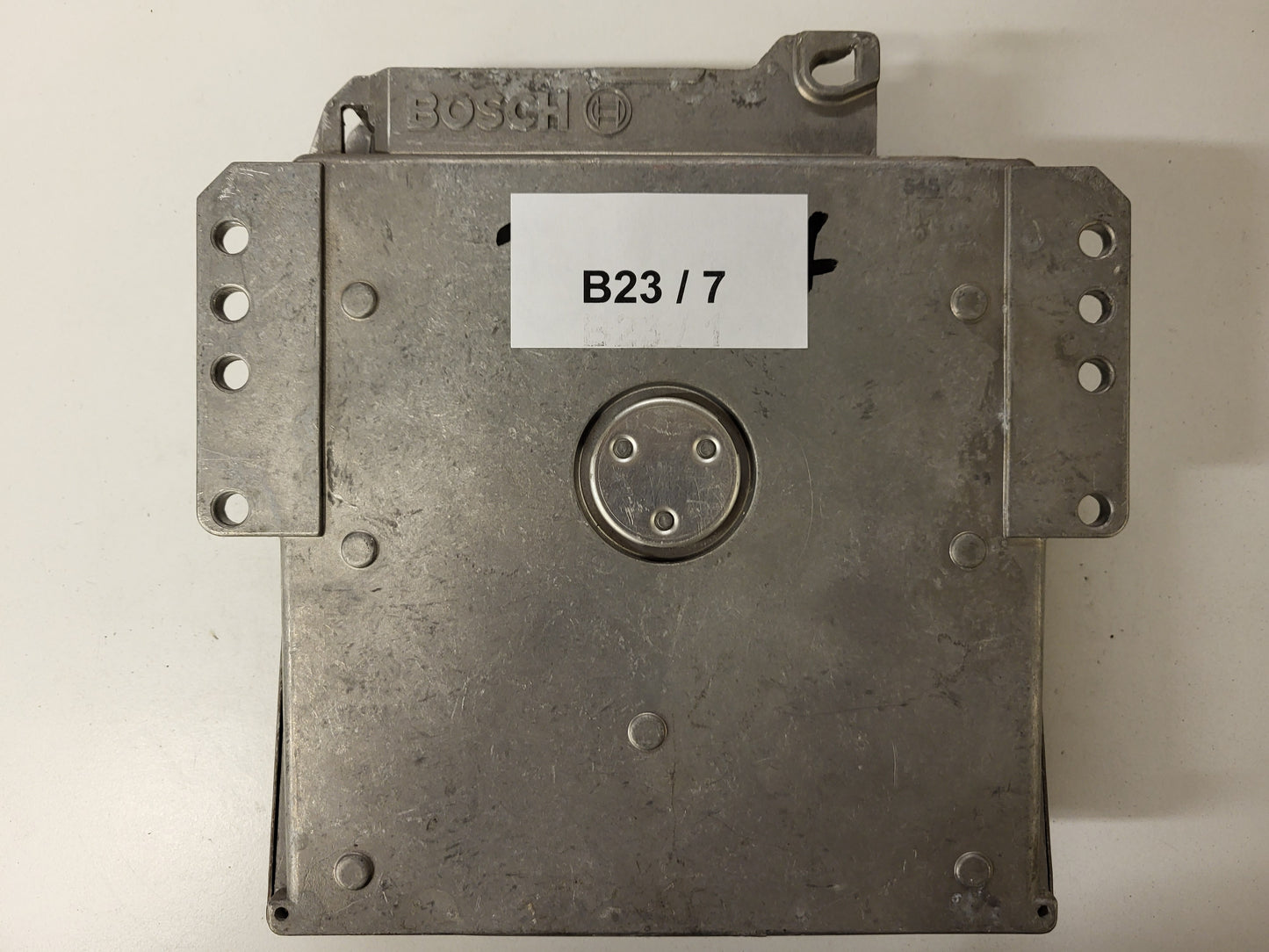 MERCEDES BENZ E W210 ECU / 0281001626 / A0225453732 / MSA 25.1 / 28SA3137 BOSCH