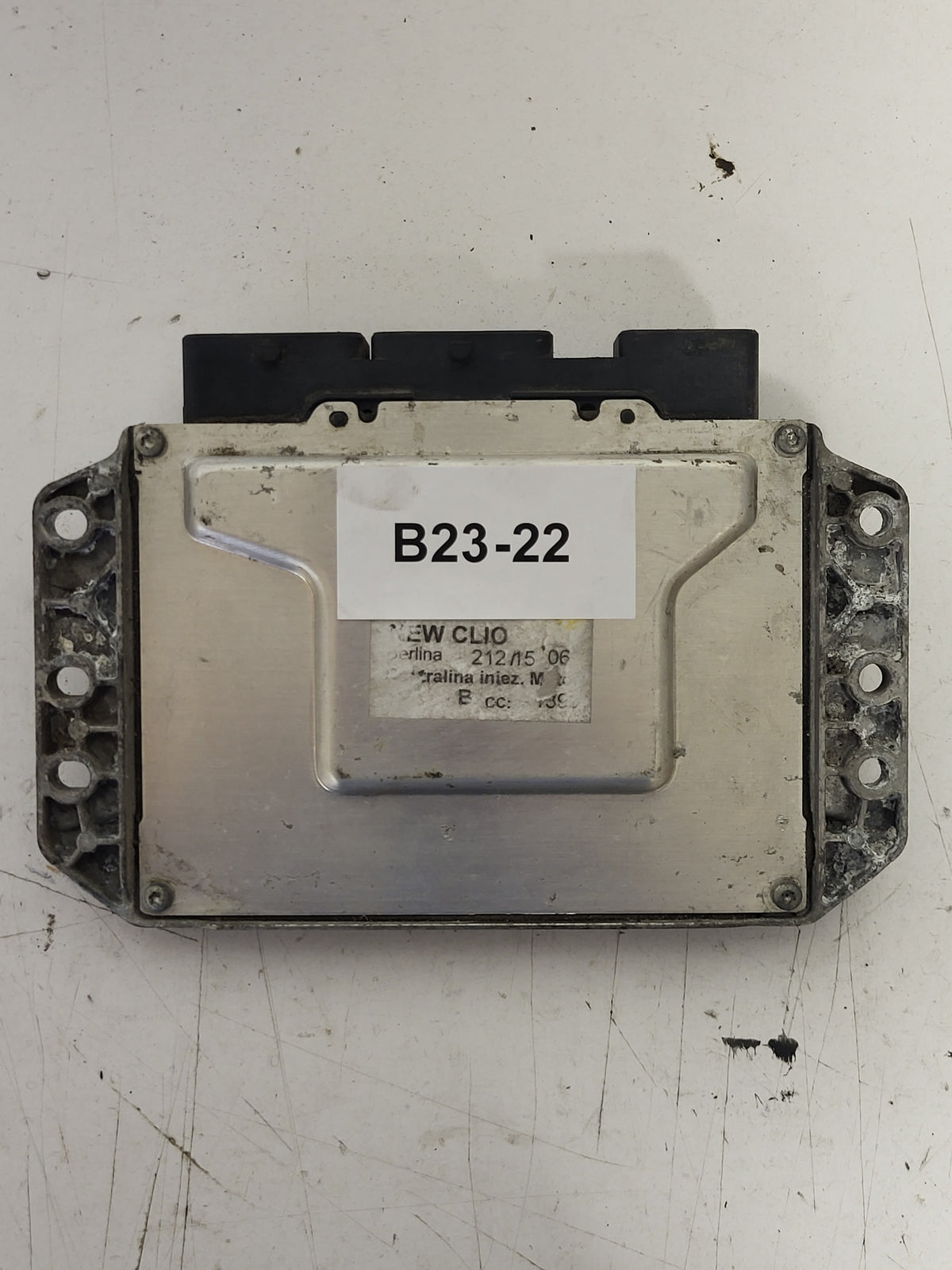 RENAULT S3000 ECU / 21585412-6B / 8200504593 / 8200461733 / - B23-22 - 3