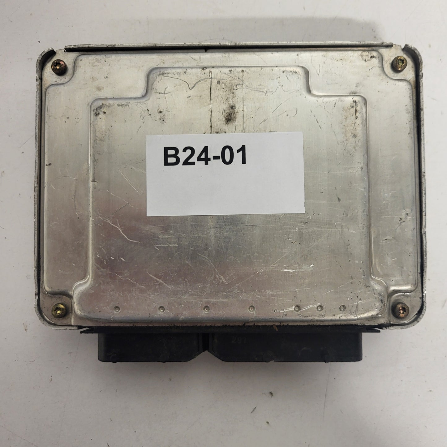 VW GOLF VAG ECU / 038906019CJ / 0281010302 / EDC15P+ / 28SA4557 / 038906019 - B24-01 - 3