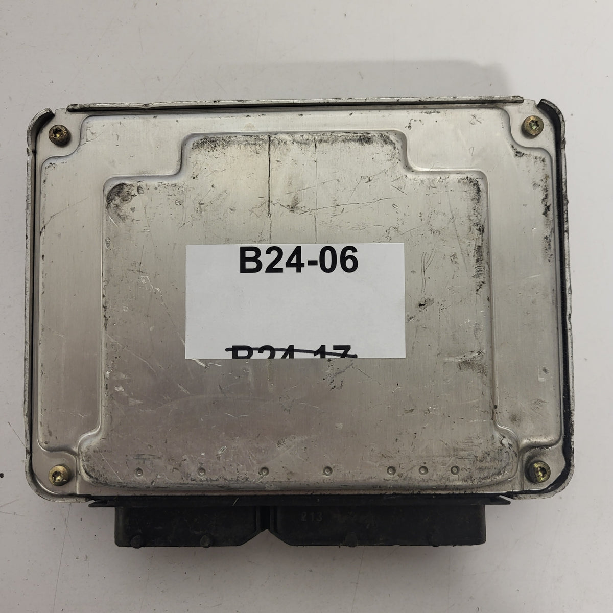 VW GOLF VAG ECU / 038906019CJ / 0281010302 / EDC15P+ / 28SA4557 / 038906019 - B24-06 - 3
