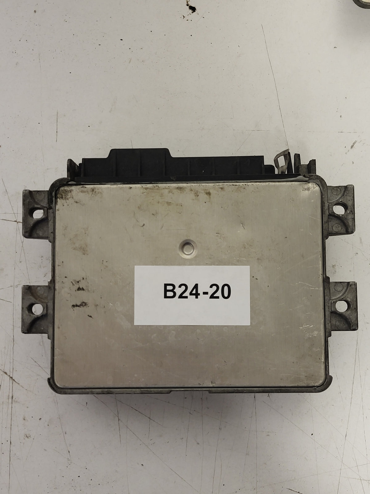 LANCIA Y 1.2 ECU / IAW 18FD.5Y / 46531217 / 61600.406.00 / MAGNETI MARELLI - B24-20 - 3