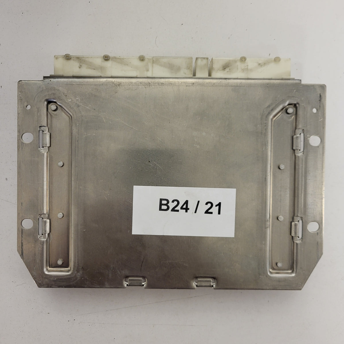 MERCDES BENZ ECU / 1685451332 / 0265109619 / BOSCH / ESP HBA - B24-21 - 3