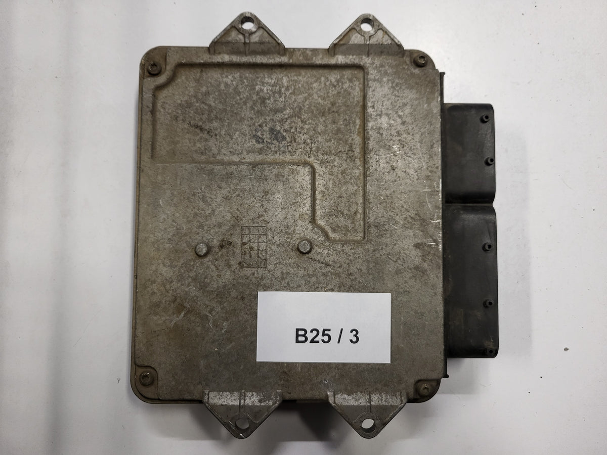 FIAT PUNTO ECU / MJD 6JF.P3 / 55195817 / HW1BM / 71600.053.00 / MAGNETI MARELLI - B25-03 - 3