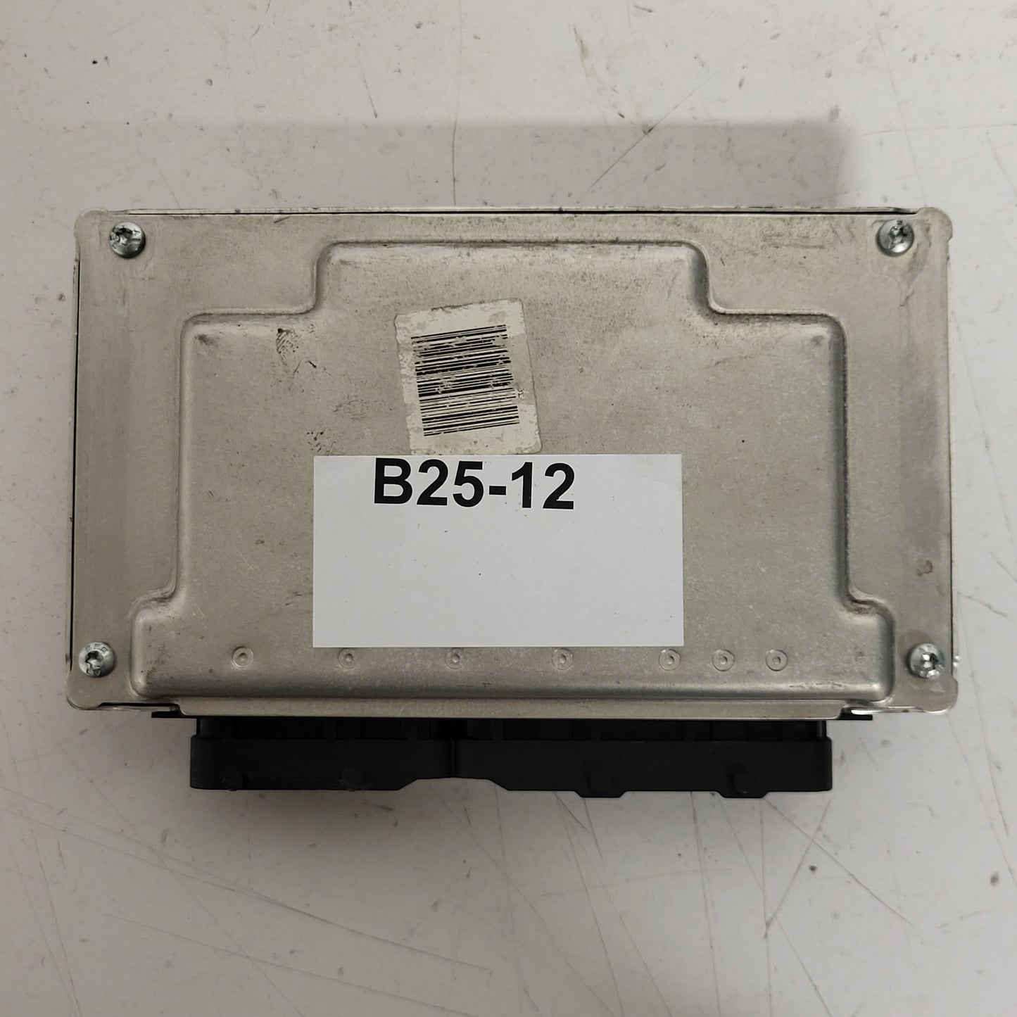 HYUNDAI GETZ ECU / 39110-02AA5 / 9030930872F / TBH6IS11 / KEFICO