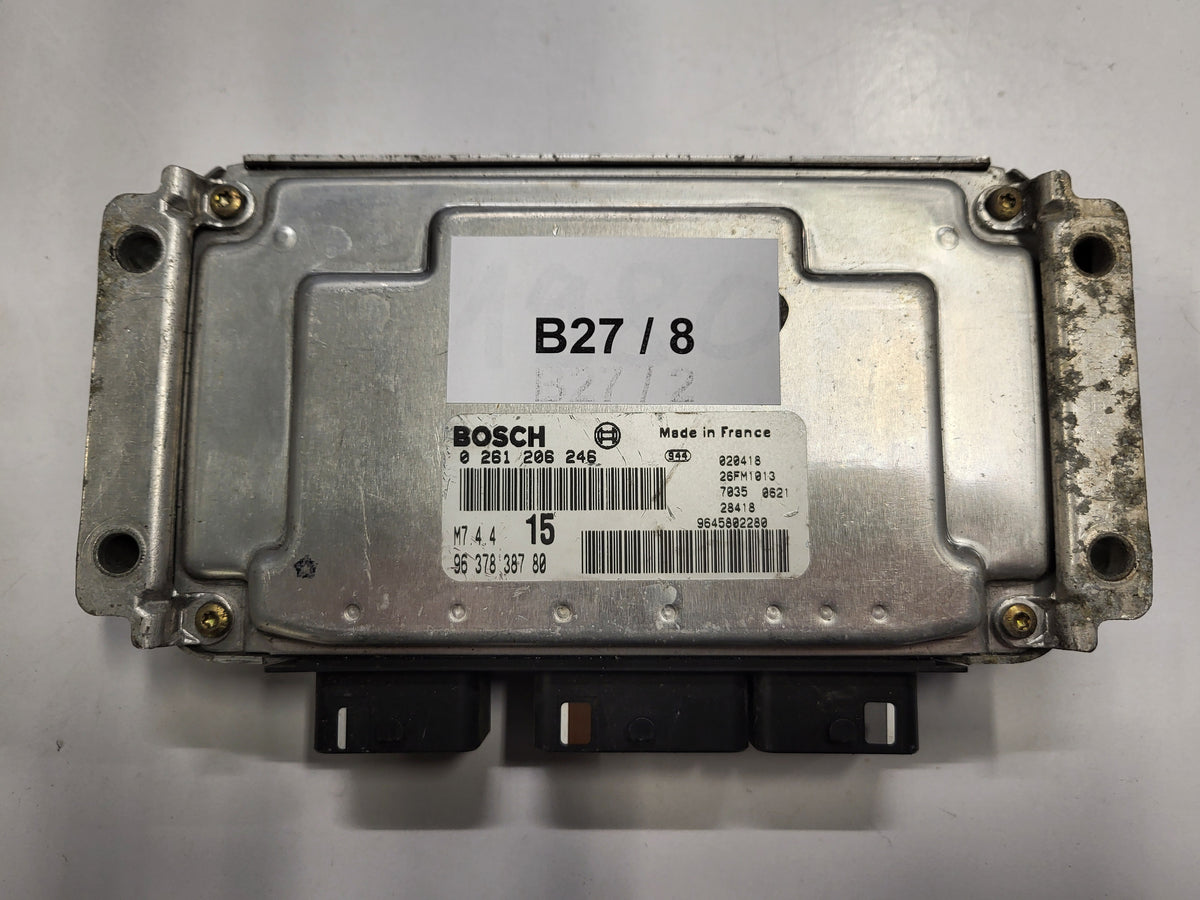 Peugeot Citroen ECU / 0261206246 / M7.4.4 / 9637838780 / BOSCH - B27-08 - 3