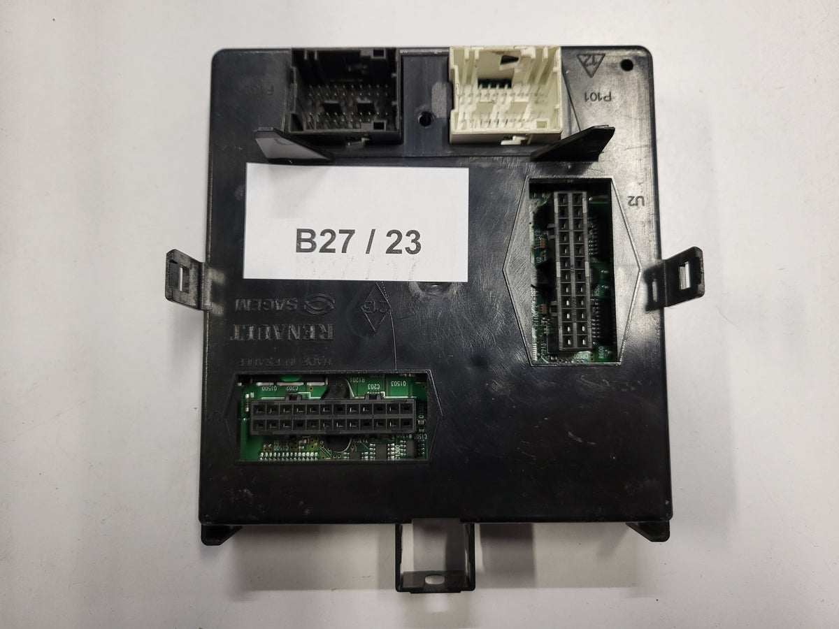 RENAULT ECU BSI / 74N3 / 8200213234 / 21669695-8C / SAGEM - B27-23 - 3