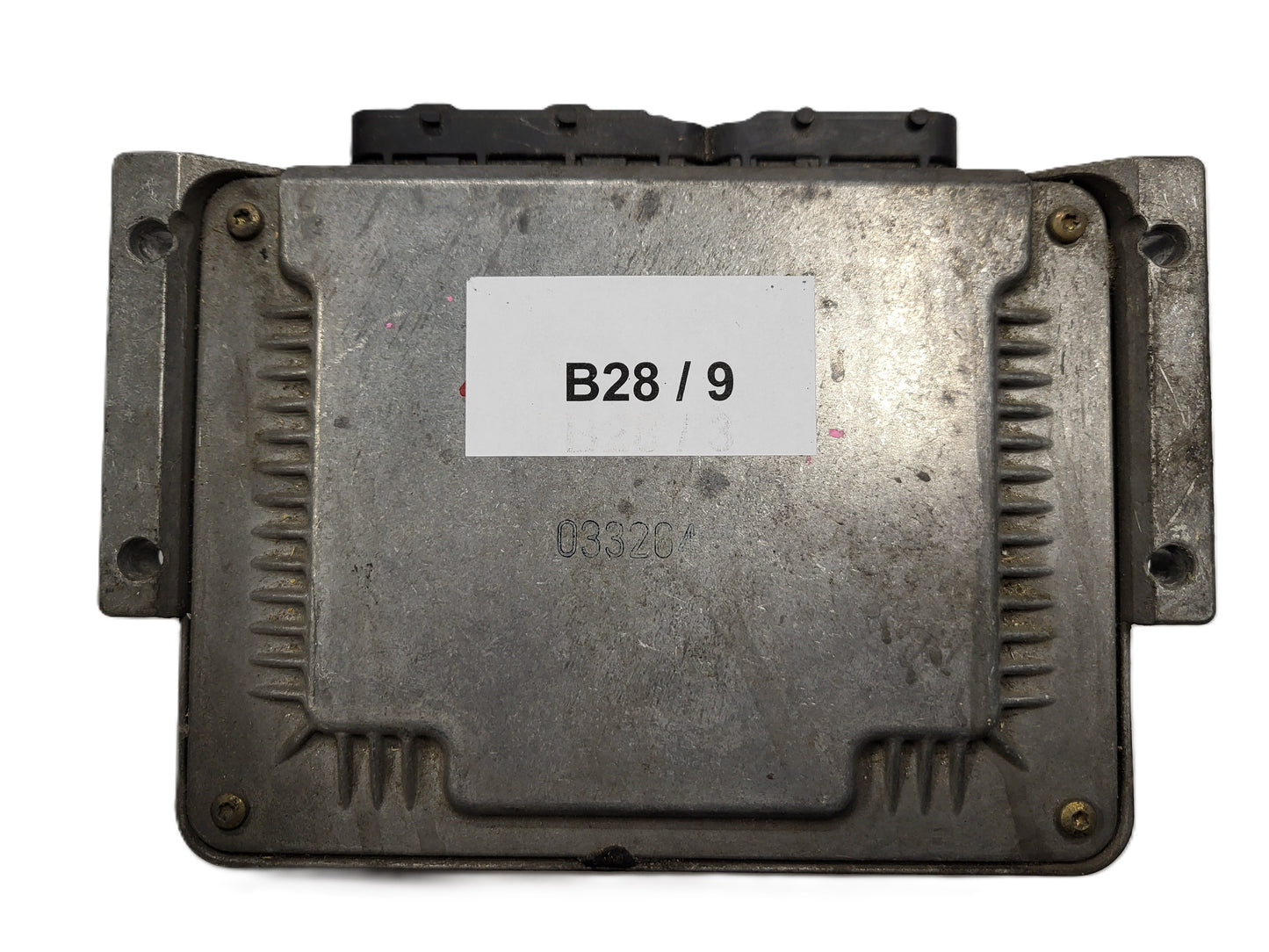ALFA 147 ECU / 0281010332 / 55185365 / BOSCH