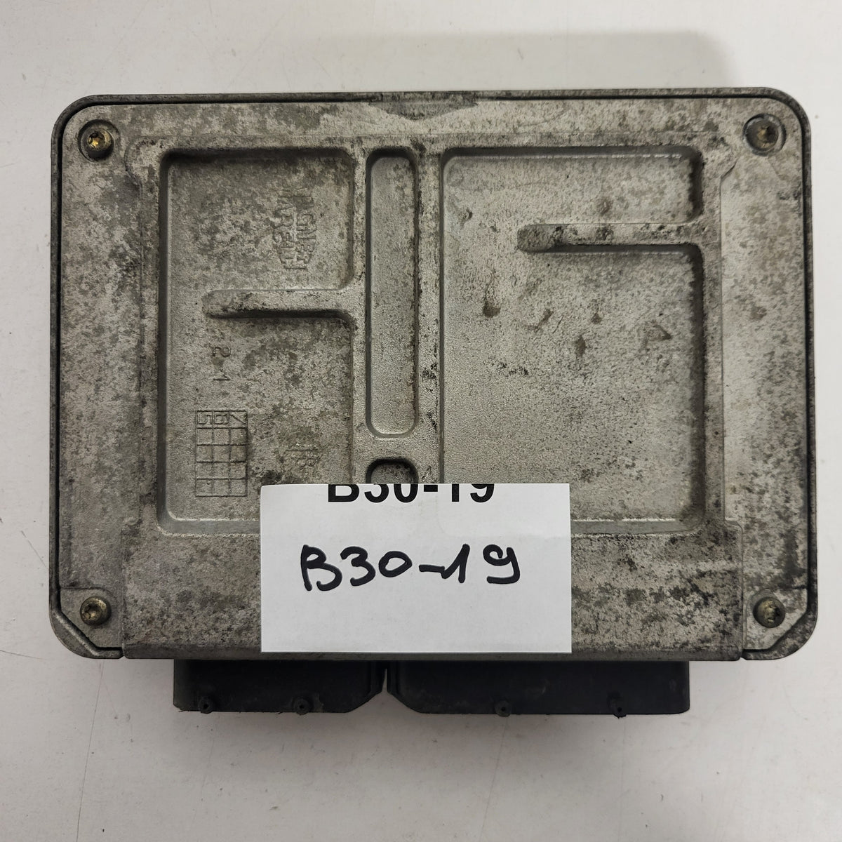 VOLKSWAGEN SEAT ECU / 036906034KC / IAW 4TV.KC / 61601.311.01 / MAGNETI MARELLI - B30-19 - 3