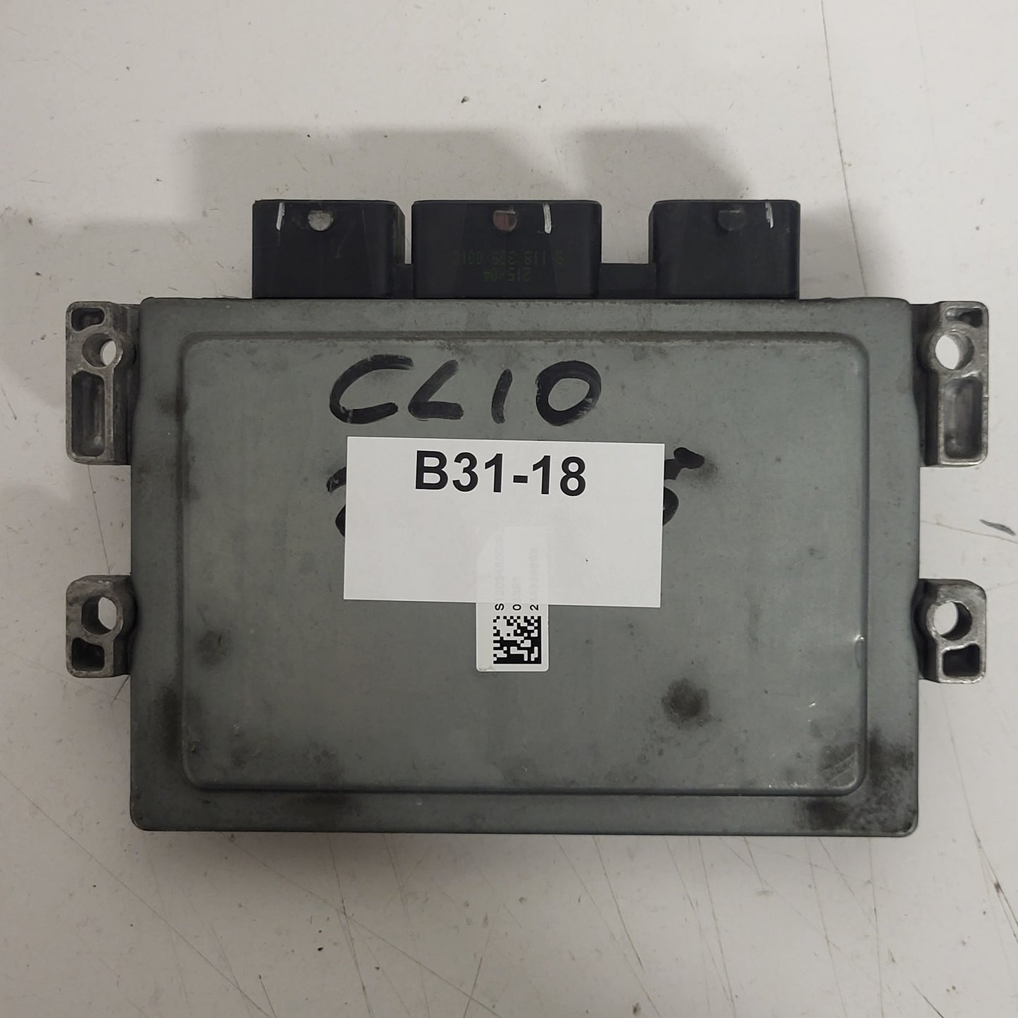 RENAULT ECU / S120201105 / S120201105A / SIM32 / 8200417597 / 8200400246