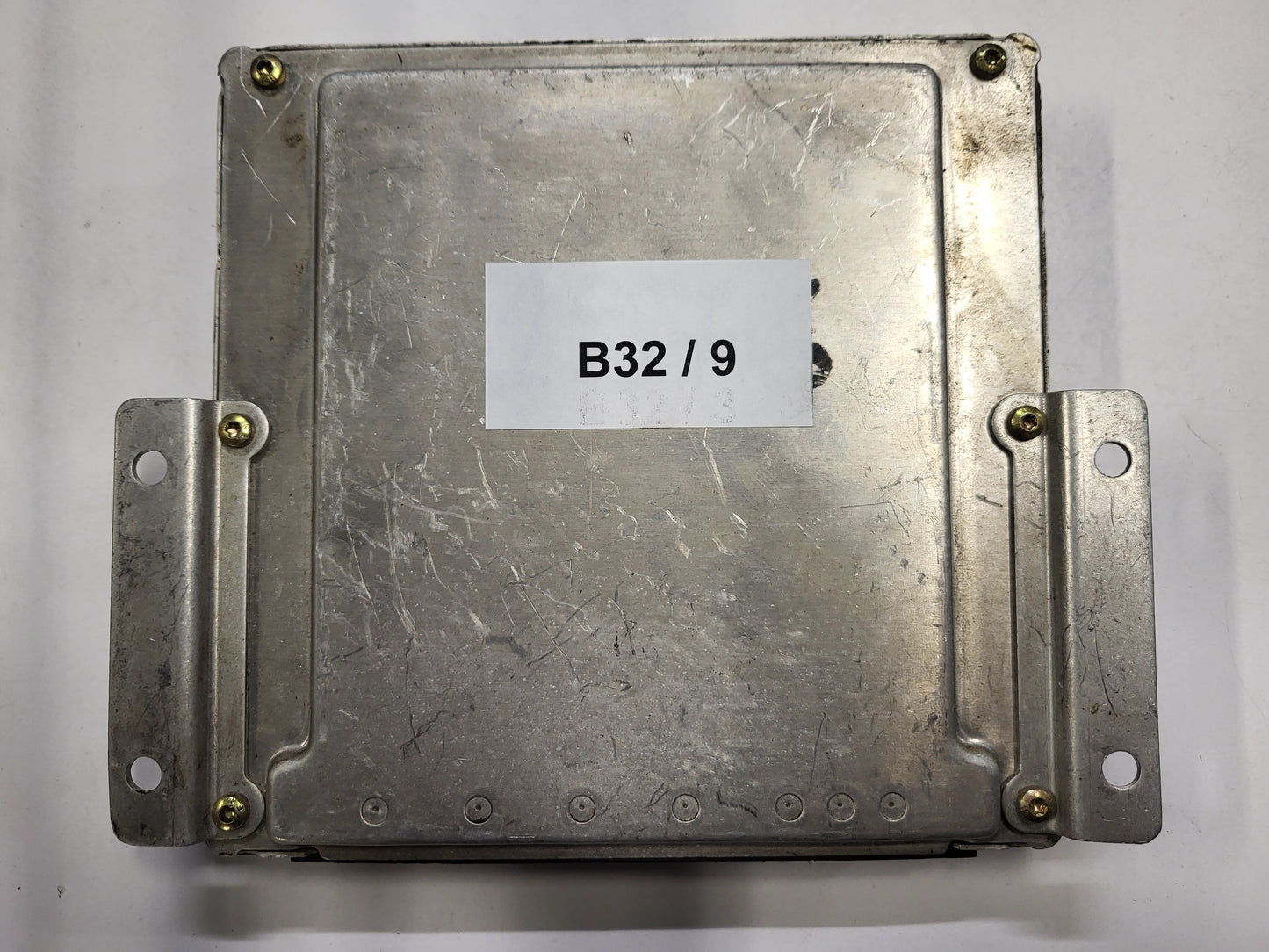 ALFA ROMEO ECU / 0281010020 / 46785246 / C424C932 / BOSCH