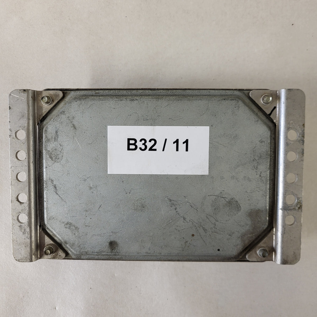 LANCIA Y10 ECU / 0261200716 / 7778785 / 00077787850 / BOSCH - B32-11 - 3